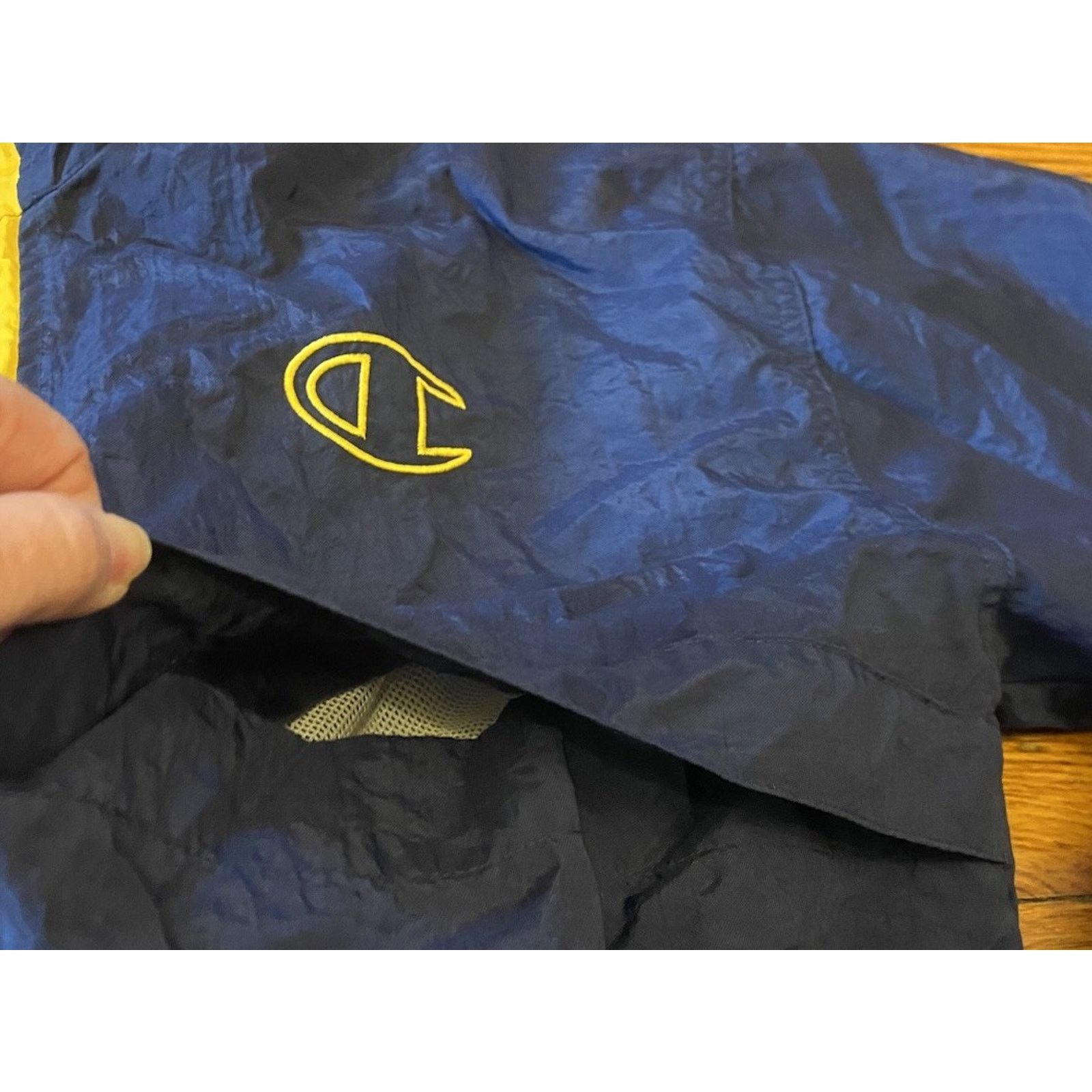 Champion VTG Champion Jacket Adult L Blue Pockets Spell Logo Vented Size US L / EU 52-54 / 3 - 5 Thumbnail
