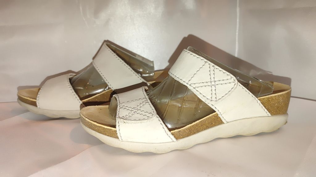 Dansko Dansko Maddy Leather Wedge Sandal Size 39 Size US 8.5 / IT 38.5 - 2 Thumbnail