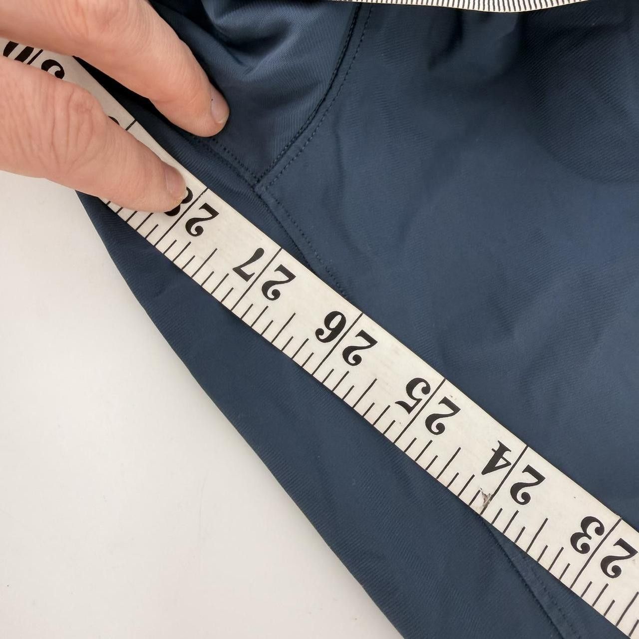 Lululemon Lululemon Women’s Jogger Pants Size S Navy Blue Tapered Size 27" / US 4 / IT 40 - 4 Thumbnail