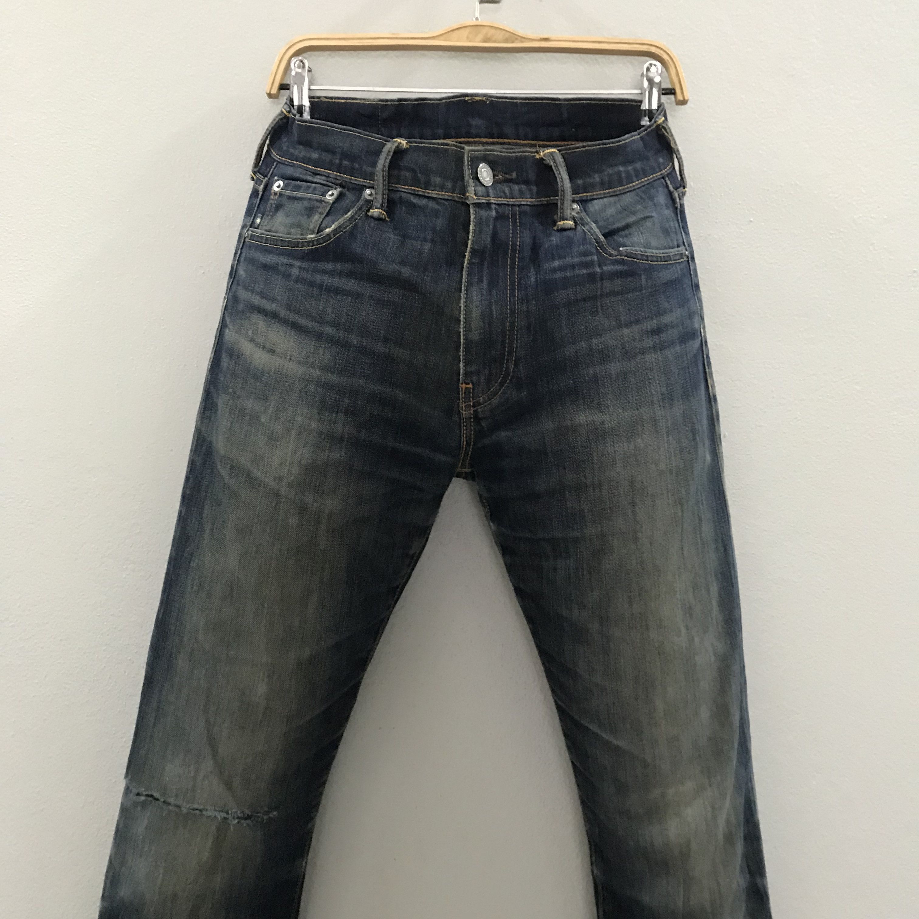 Levi's Vintage Levi's 513 Stone Washed Blue Light Washed Jeans Size US 30 / EU 46 - 3 Thumbnail