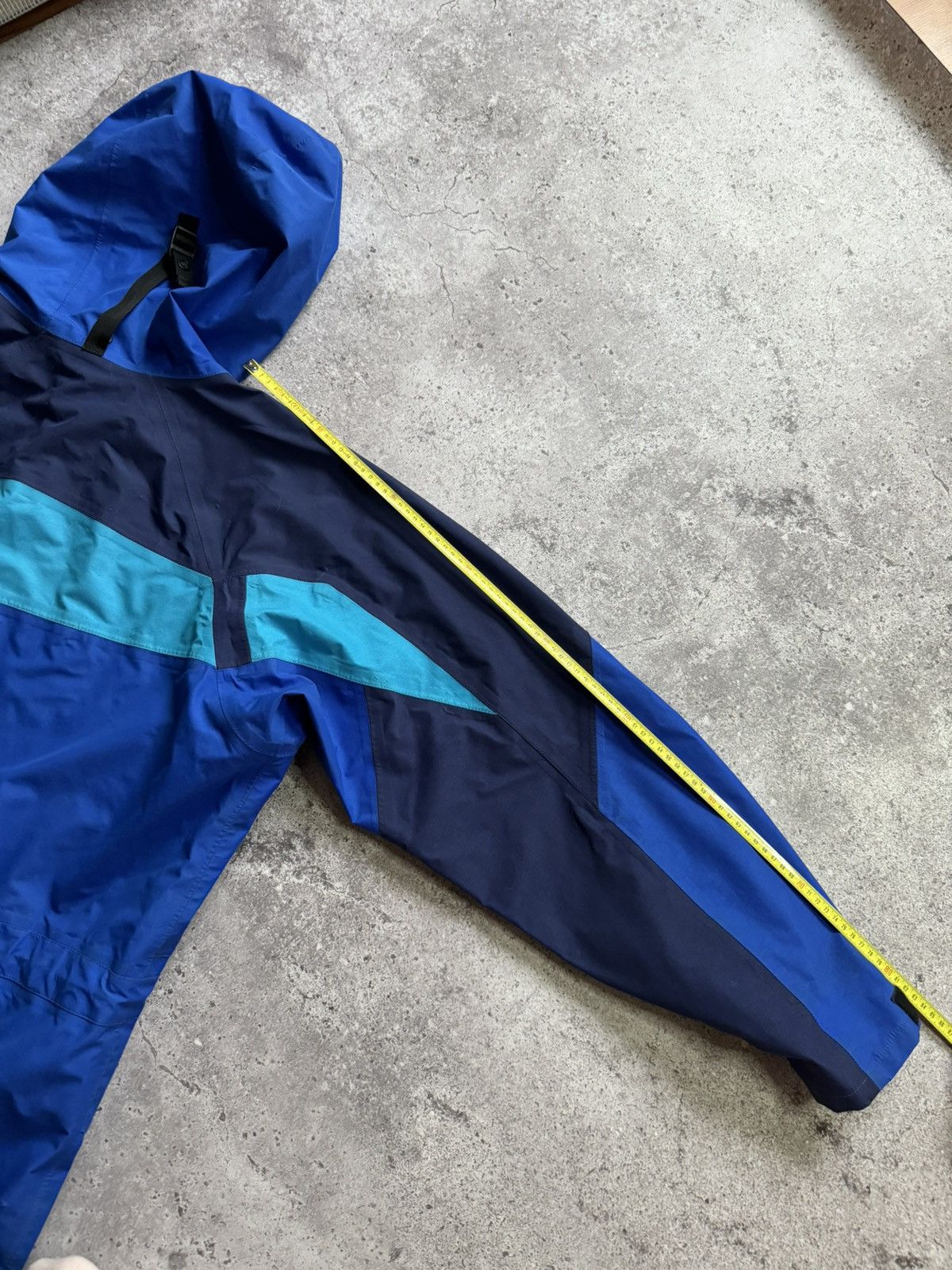 Berghaus Vintage Berghaus Extreme 7000 Gore-Tex Jacket Size US XL / EU 56 / 4 - 18 Thumbnail