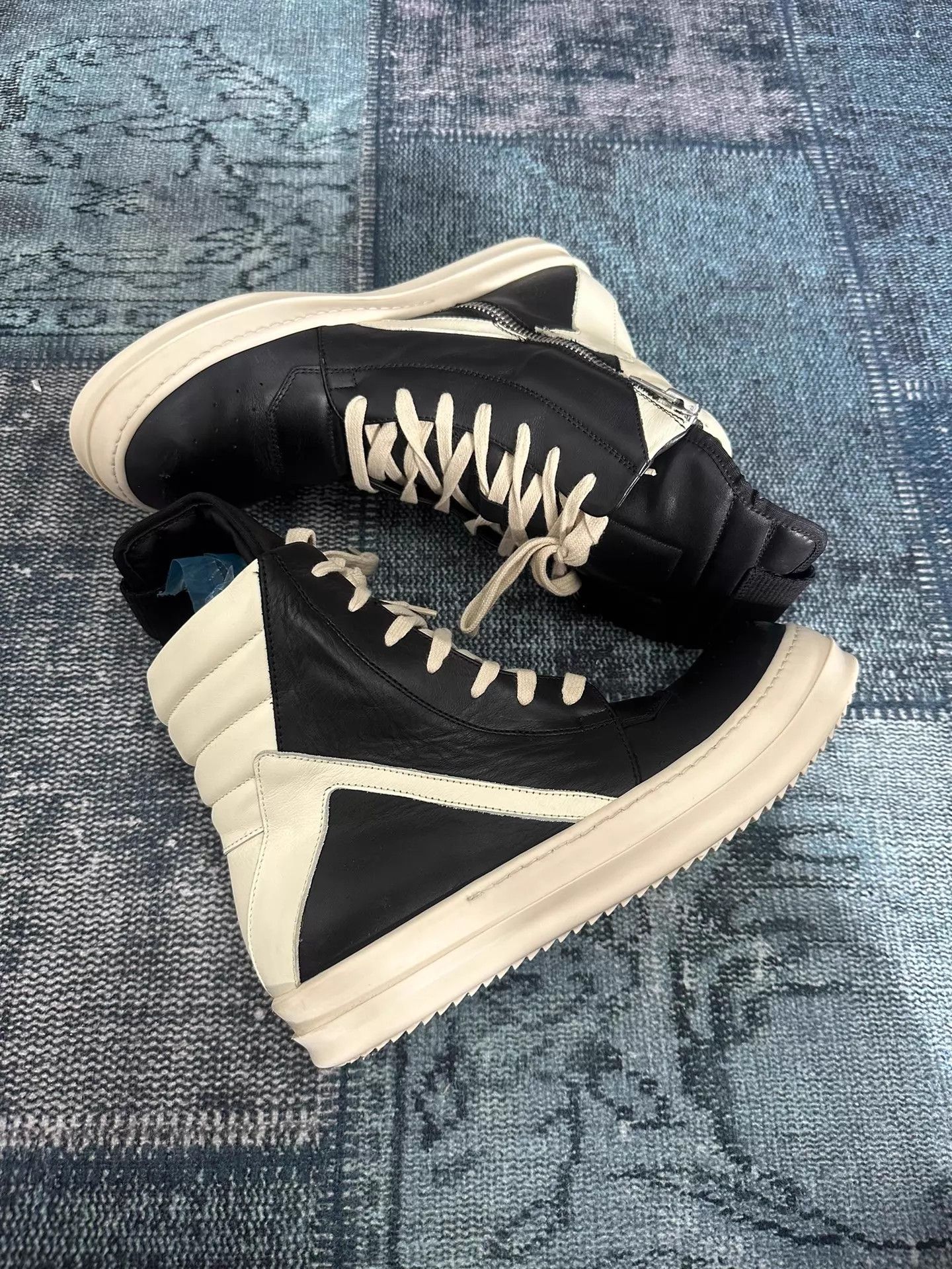 Rick Owens Rick Owens Inverted Triangle 41 (Near Mint, 2-3x Worn) Size US 8 / EU 41 - 2 Thumbnail