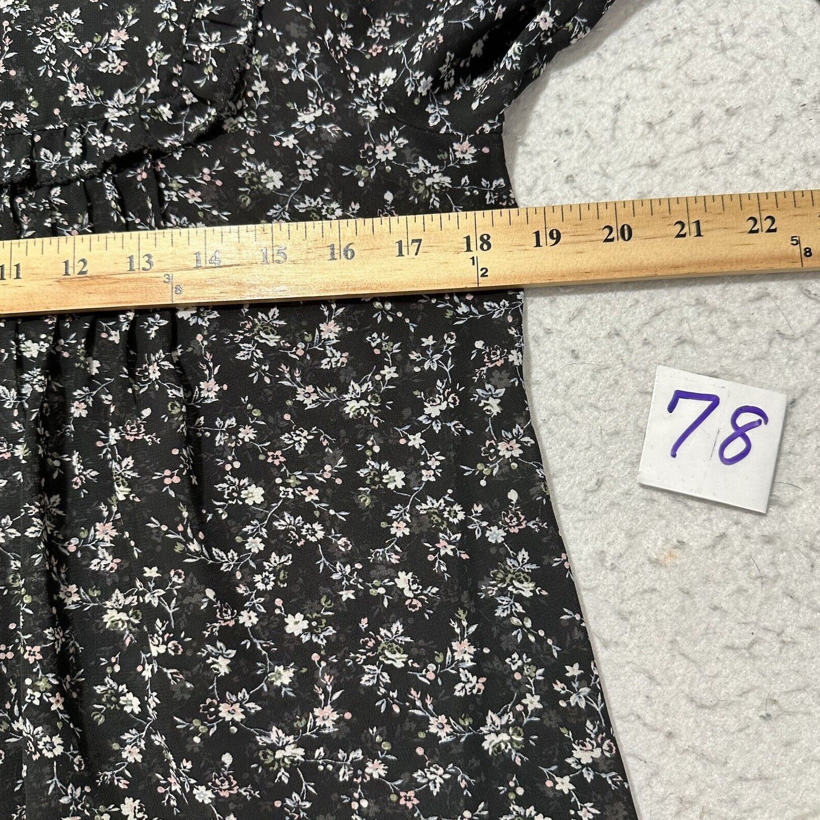 Gap GAP XS Black Crewneck Ruffle Long Sleeve Top Floral Blouse Size XS / US 0-2 / IT 36-38 - 8 Thumbnail