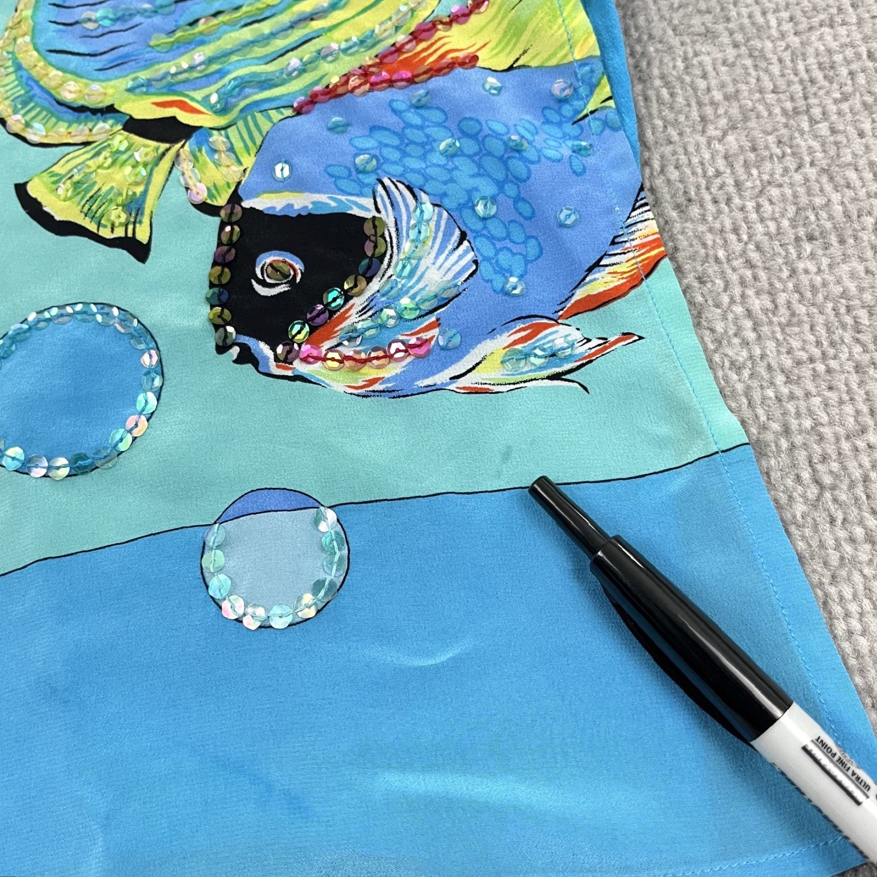 Vintage Diane Gilman Button-Up Shirt Womens Large Blue Silk Tropical Fish Sequin Animal Print Size L / US 10 / IT 46 - 7 Thumbnail