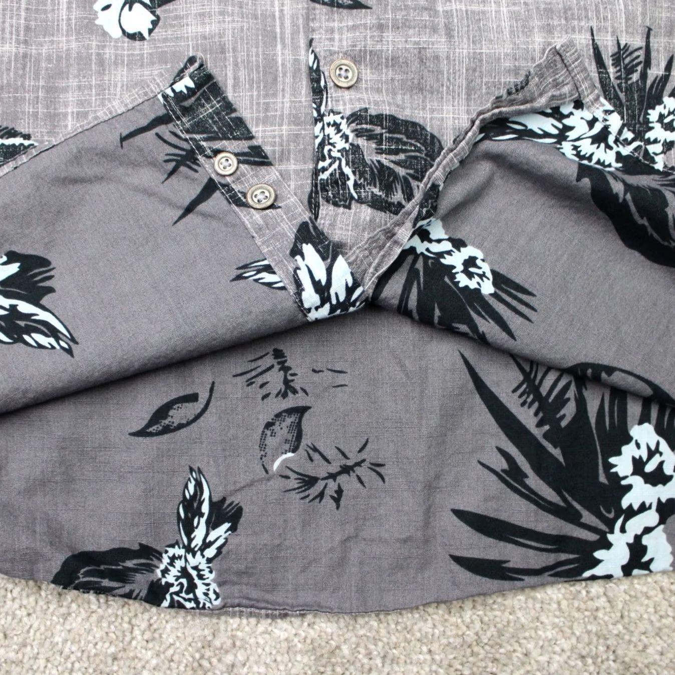 Carbon Carbon2Cobalt Shirt Mens XL Gray Floral Reverse Print 100% Cotton Short Sleeve Size US XL / EU 56 / 4 - 5 Thumbnail
