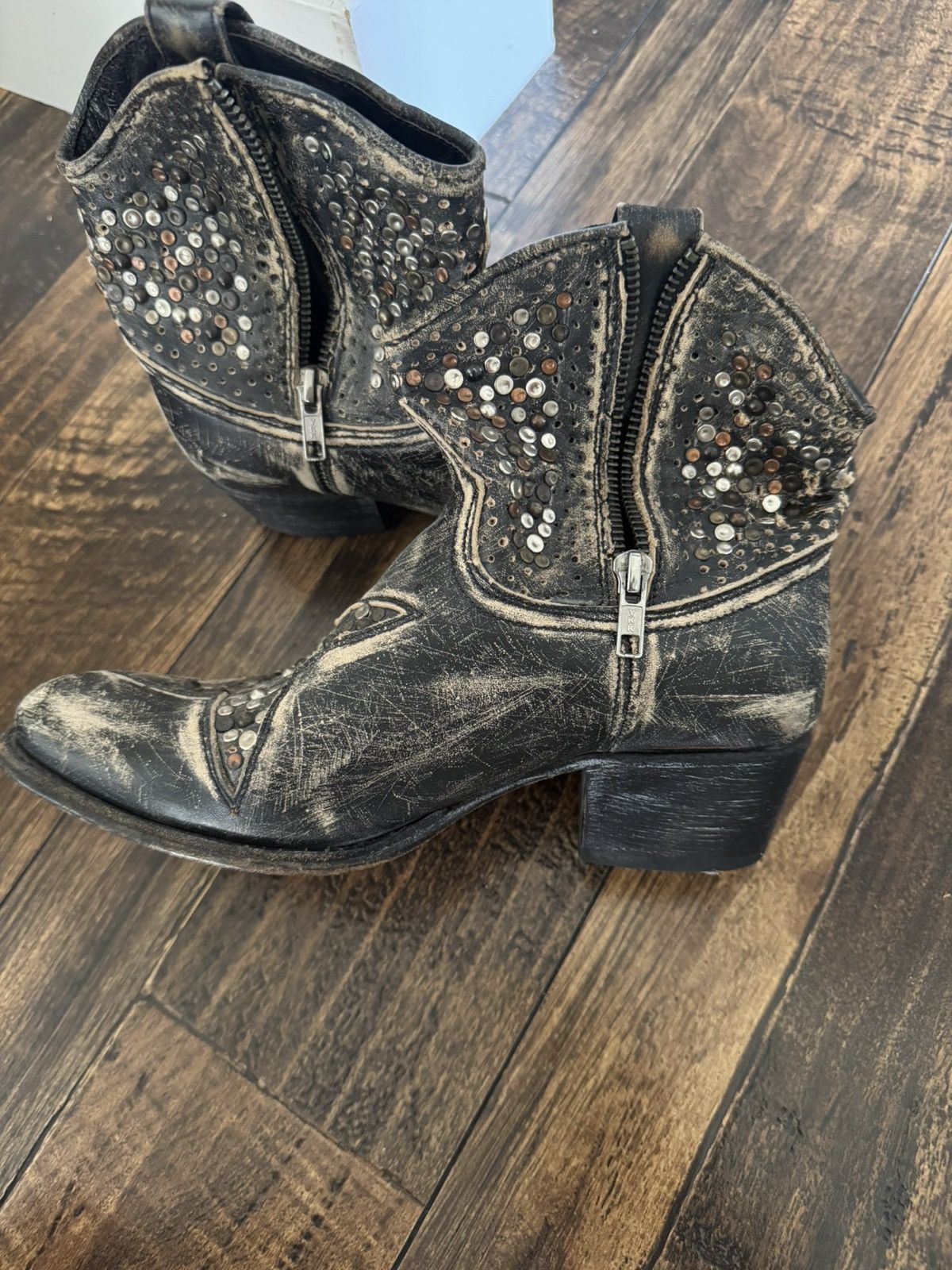 Frye FRYE vintage Deborah star studded boot Size US 7 / IT 37 - 2 Thumbnail