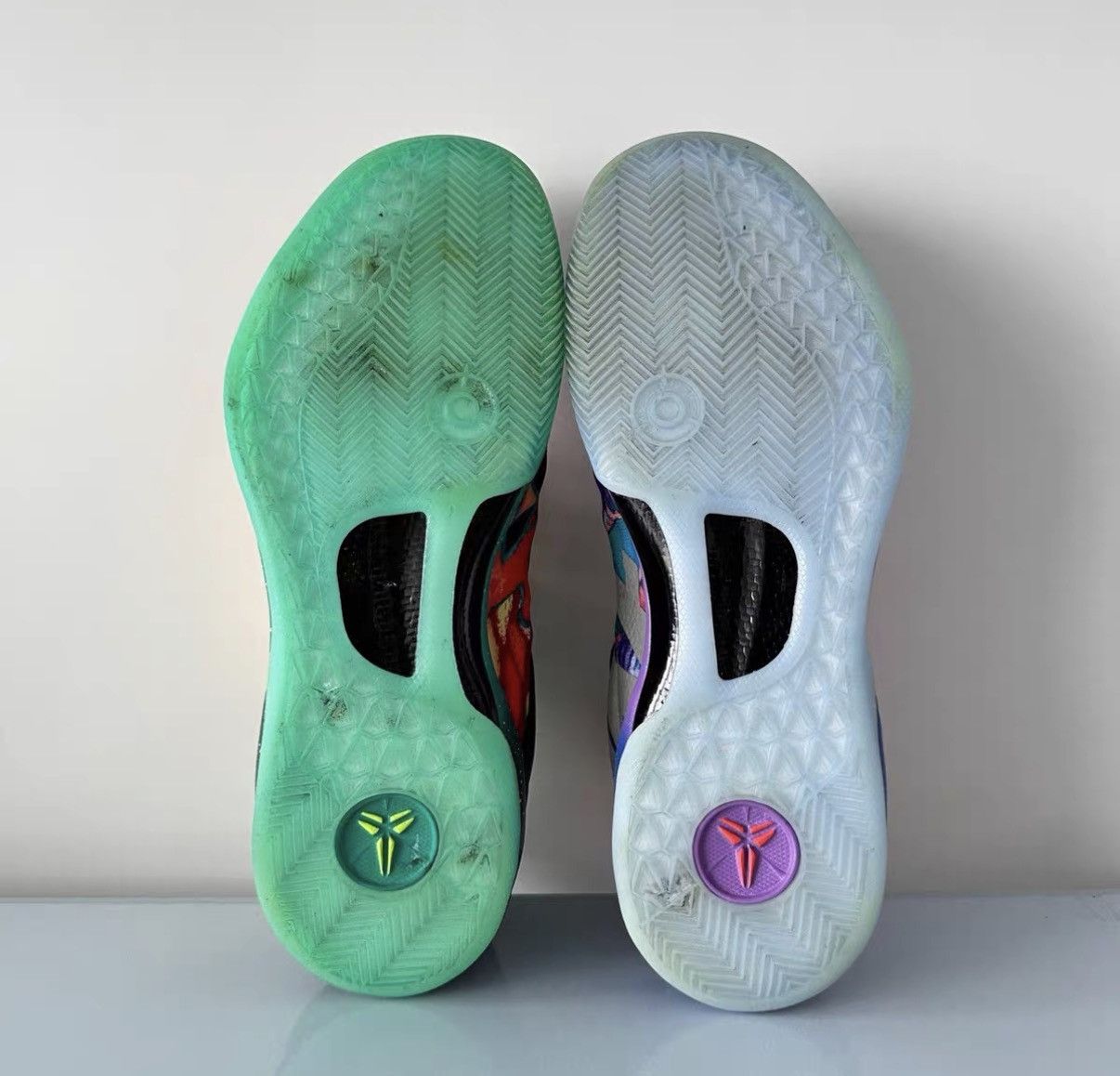 Nike Nike Kobe 8 Mismatched Colorway J42 Size US 9.5 / EU 42-43 - 6 Thumbnail