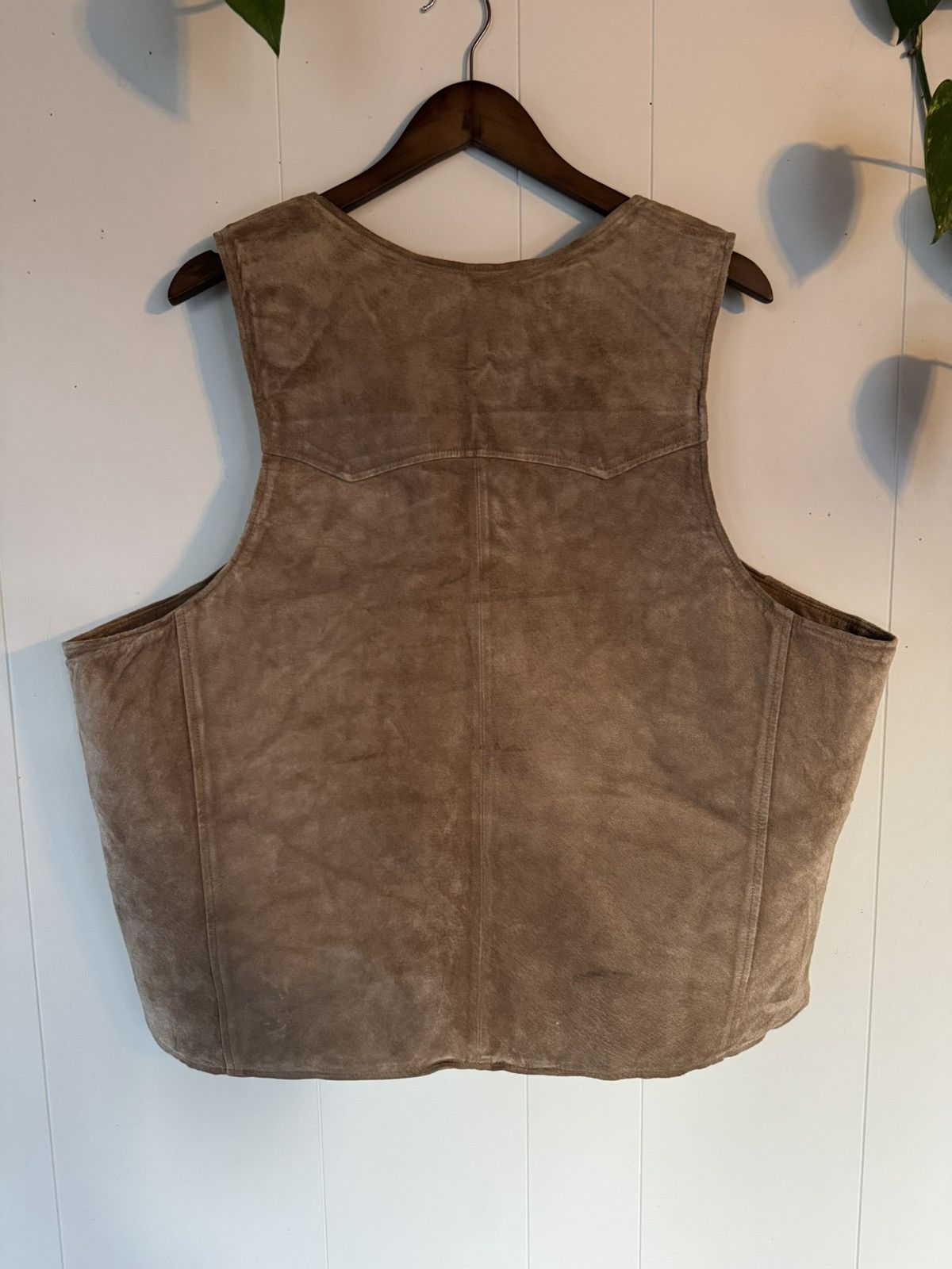 Leather × Vintage Vintage Shearling-Lined Suede Vest – Western Ranchwear (L) Size US L / EU 52-54 / 3 - 2 Thumbnail