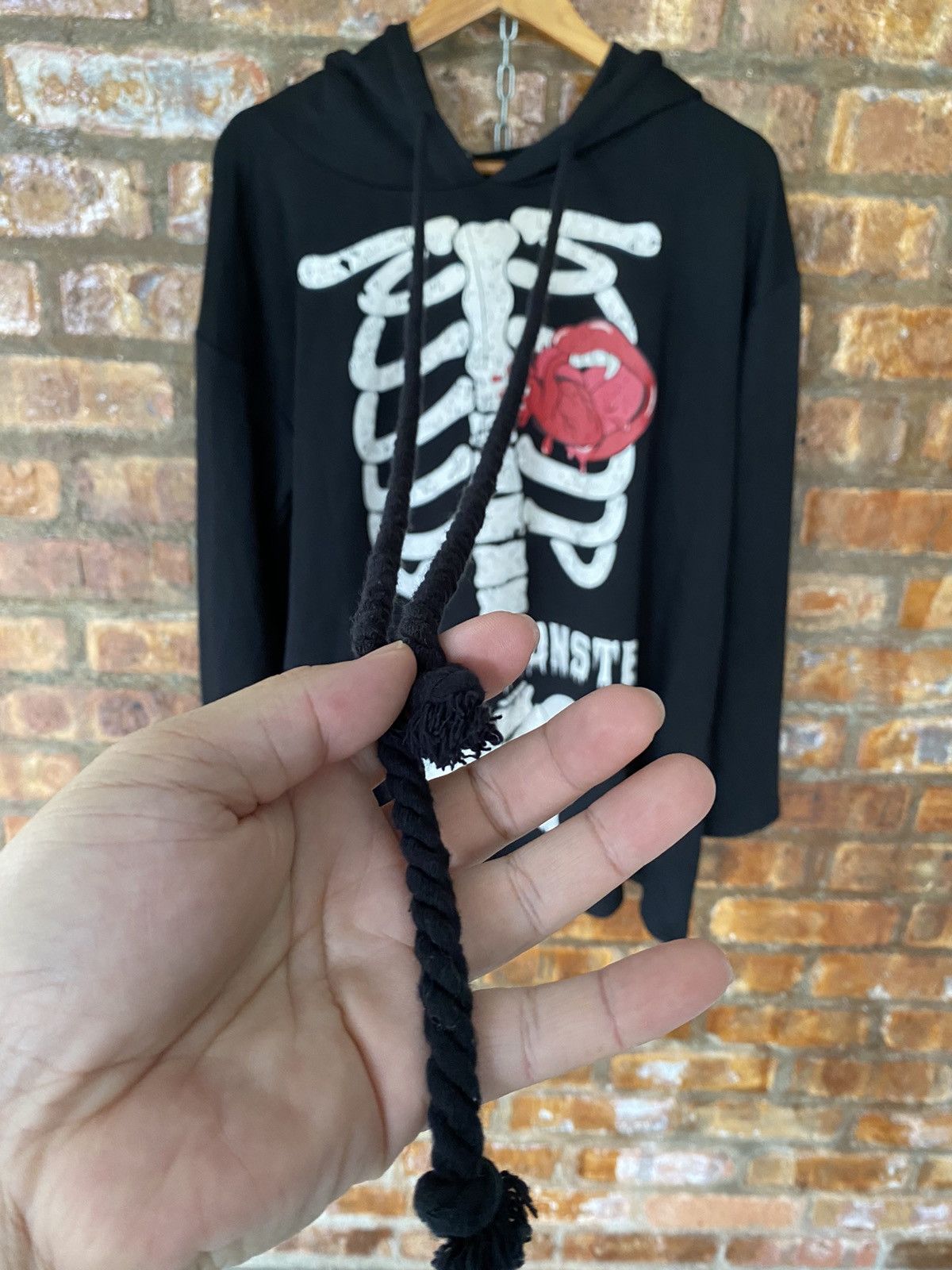 Sex Pot ReVeNGe Hell cat punk Japan Danger Monster Skull and Love oversize Size ONE SIZE - 5 Thumbnail