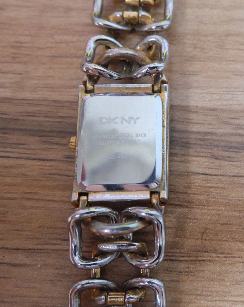 DKNY DKNY Tank Gold Chain Bracelet Lady Watch Size ONE SIZE - 4 Thumbnail