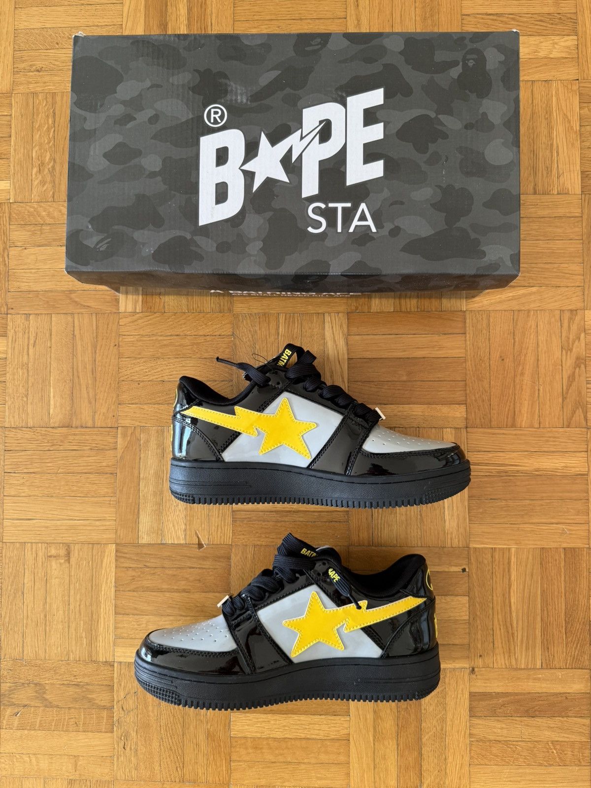 Bape × DC Comics BAPE X DC BATMAN BAPESTA LOW Size US 8 / EU 41 - 2 Thumbnail