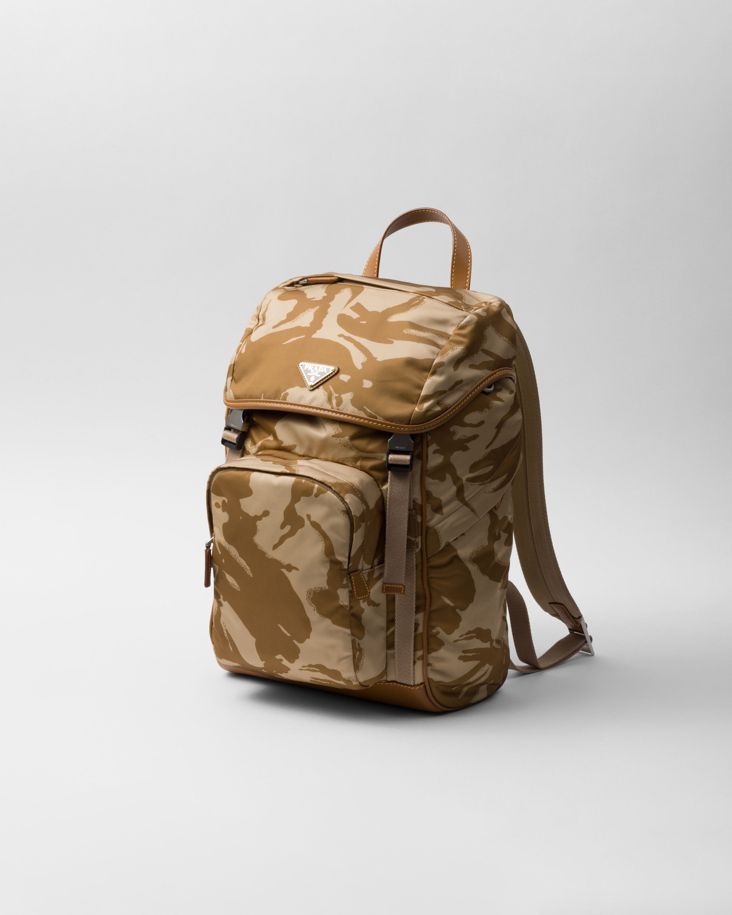 Prada oc11z0625 Size: OS / Printed Re-Nylon Backpack Brown/Beige Size ONE SIZE - 2 Thumbnail
