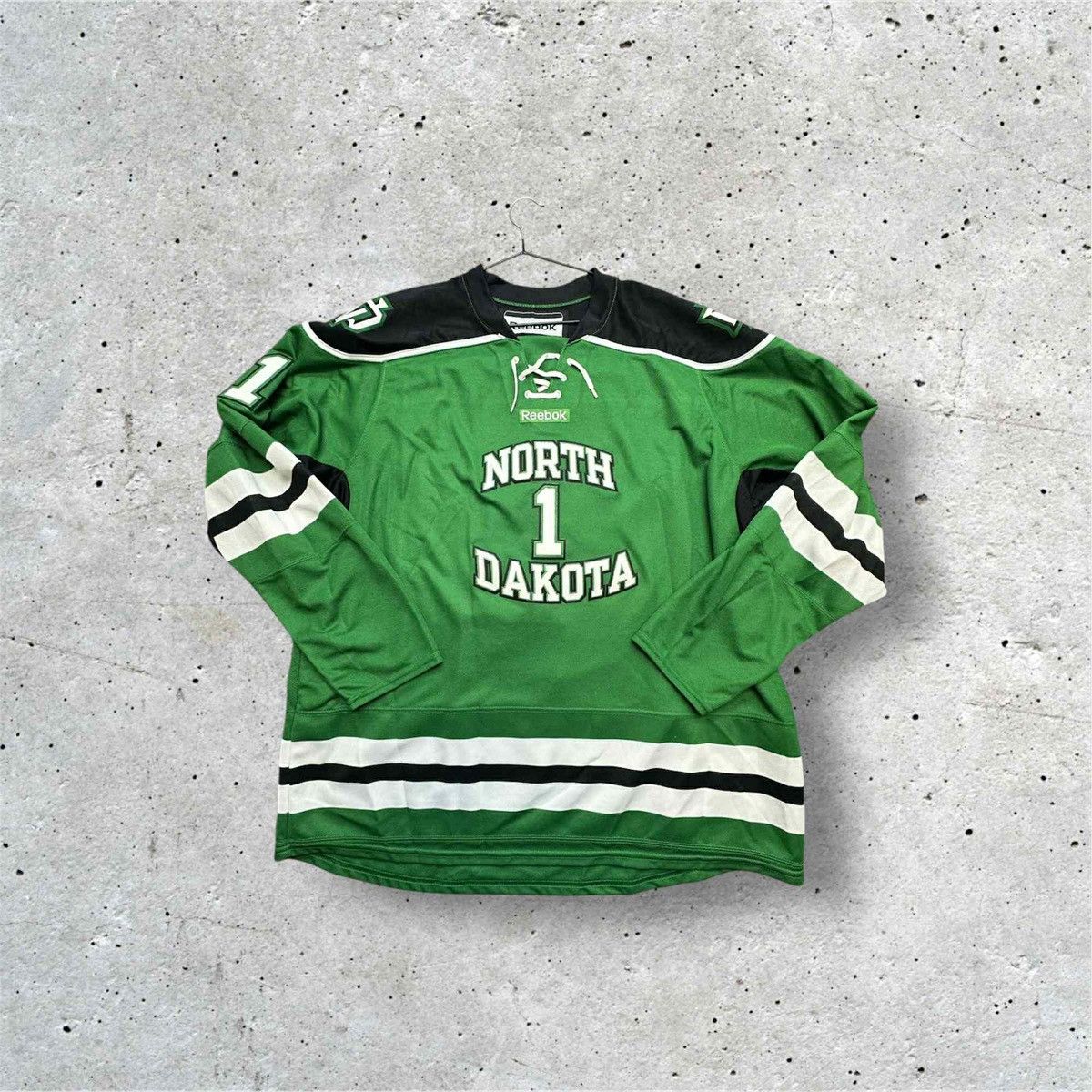Reebok Reebok North Dakota jersey green XXL Ritz very good Size US XXL / EU 58 / 5 - 1 Thumbnail