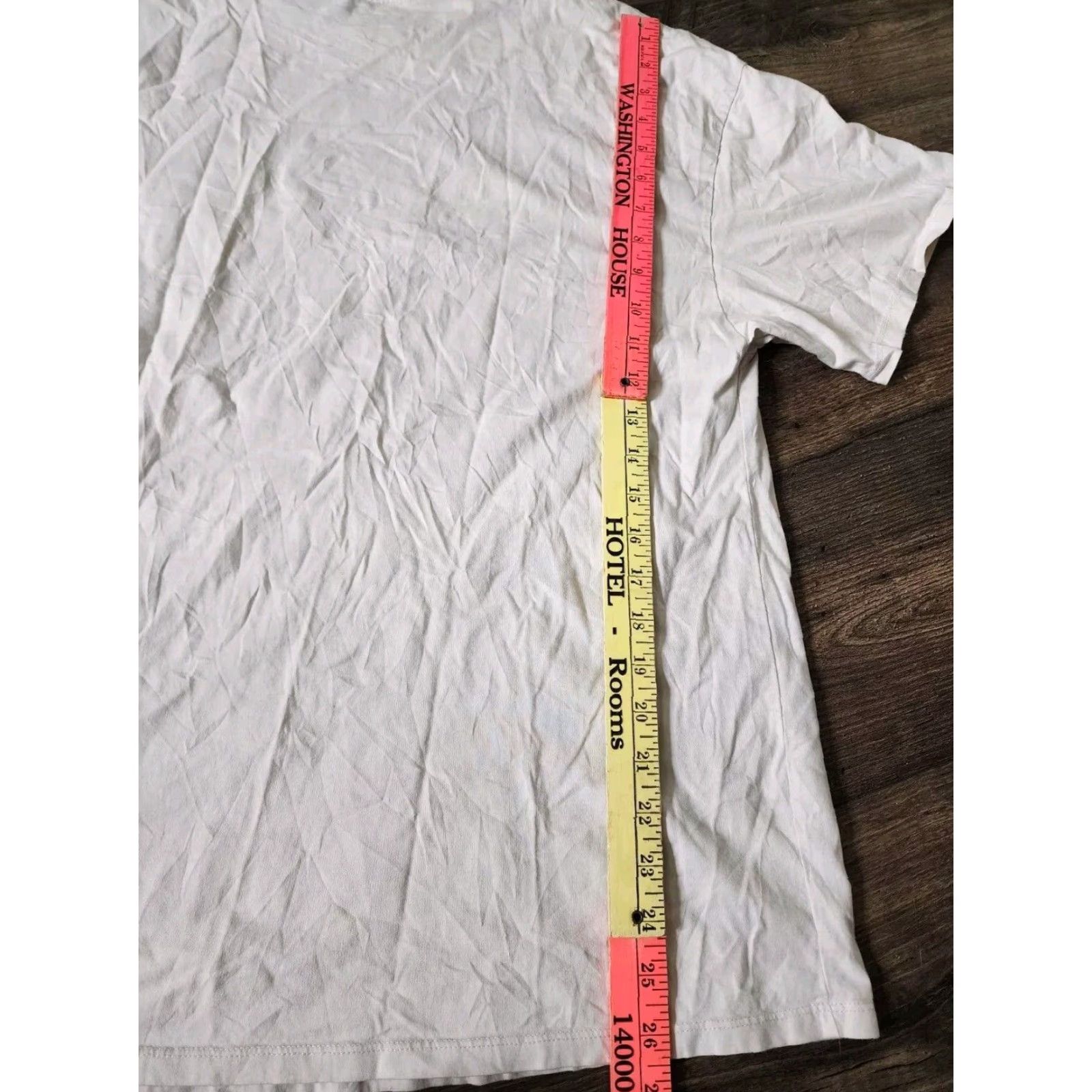 H&M Nirvana Smiley Face Rainbow Graphic T Shirt H&M Mens Medium Beige Cotton Size US M / EU 48-50 / 2 - 2 Thumbnail