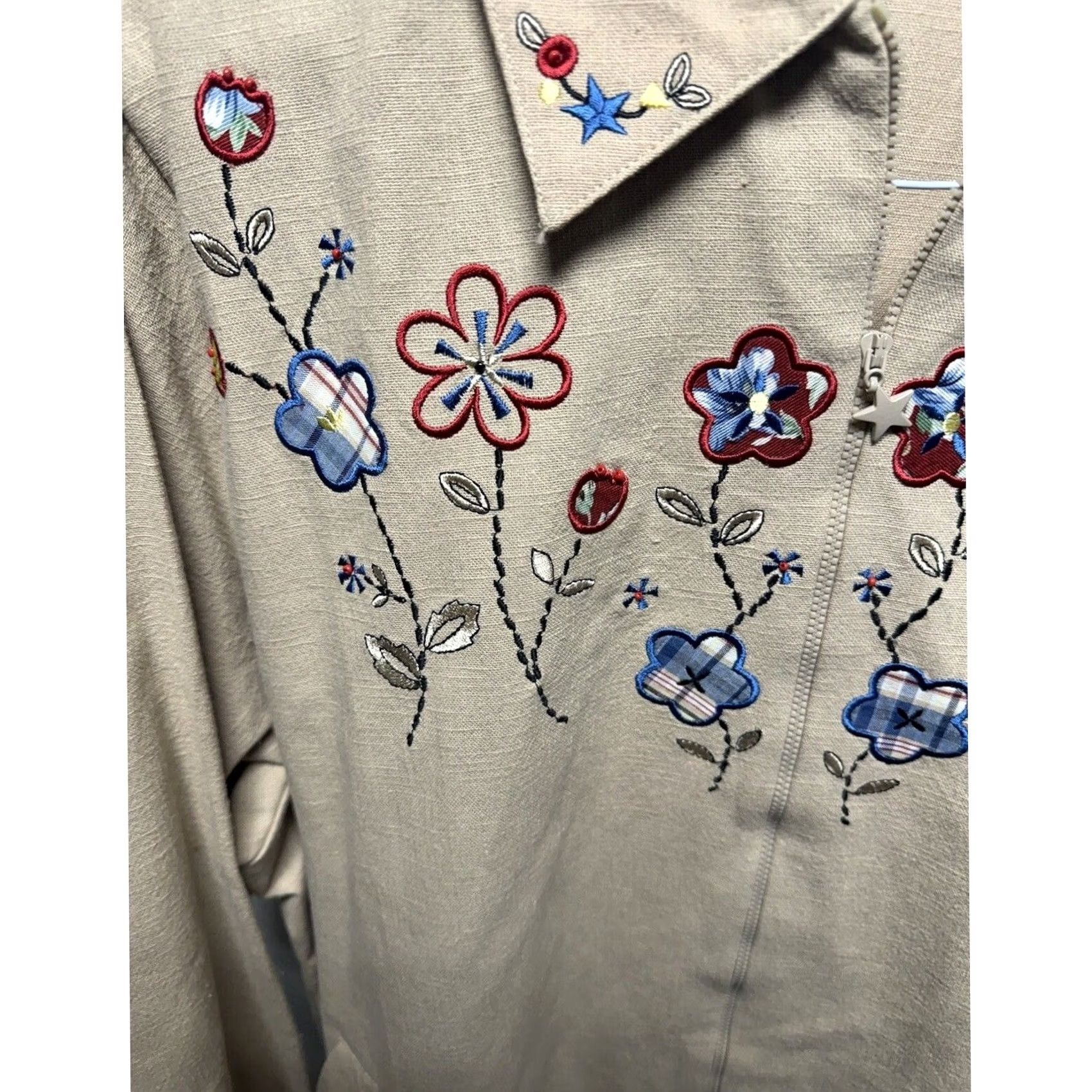 Vintage Alfred Dunner Women's Jacket Tan Embroidered Flowers Size 22 Size 3XL / US 20-22 - 2 Thumbnail