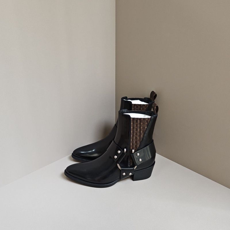 Louis Vuitton Louis Vuitton Rhapsody Classic Black Short Boots 0079 Size US 5 / IT 35 - 1 Thumbnail
