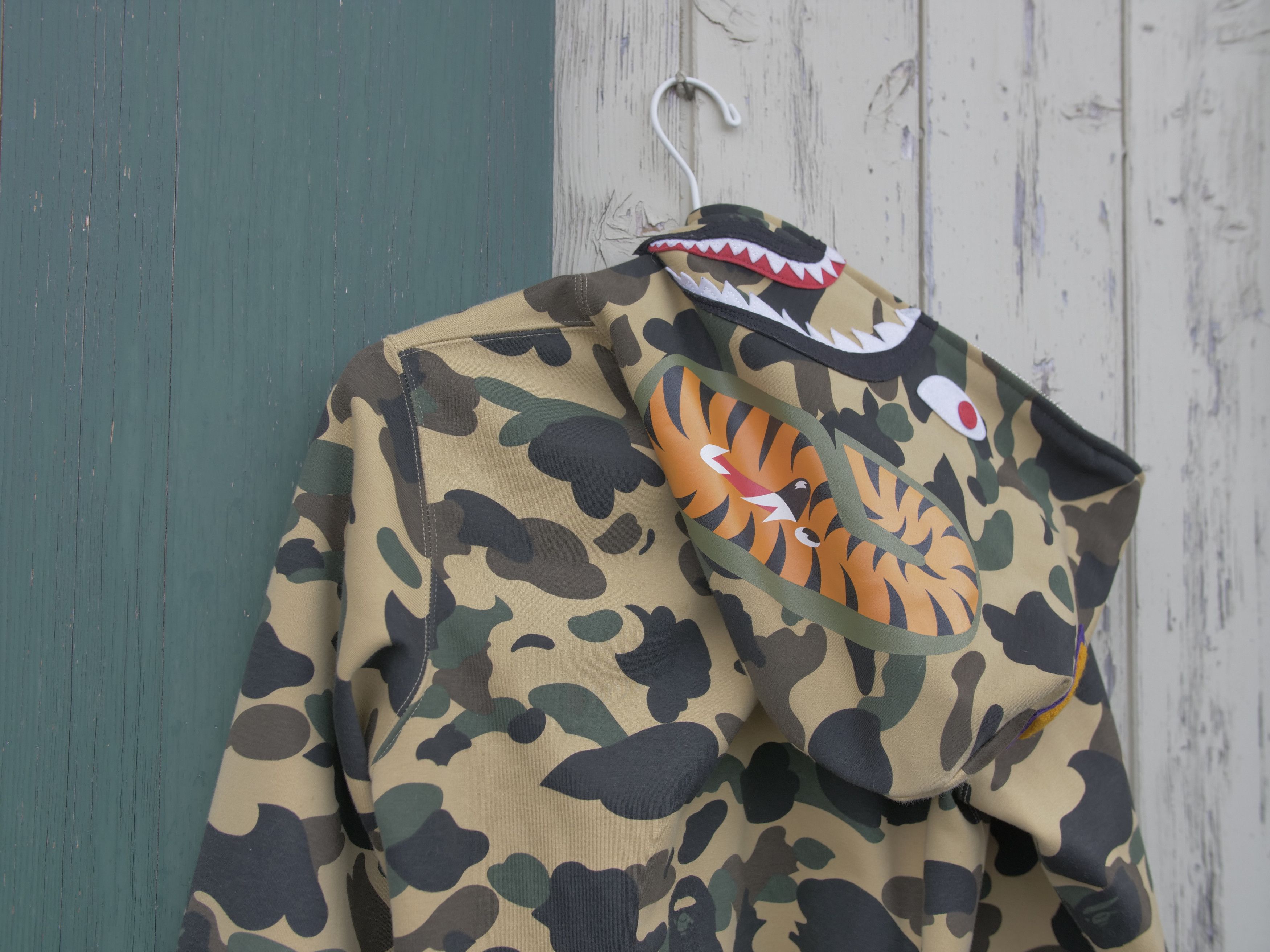 Bape 1st Camo Windstopper Shark Full Zip Hoodie Size US M / EU 48-50 / 2 - 2 Thumbnail