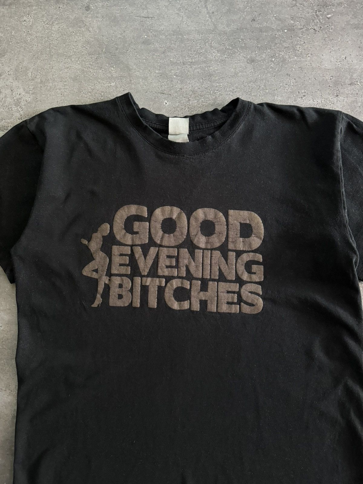 Vintage Vintage Y2K Style ‘Good Evening Bitches’ Funny Art T-Shirt Size US M / EU 48-50 / 2 - 2 Thumbnail