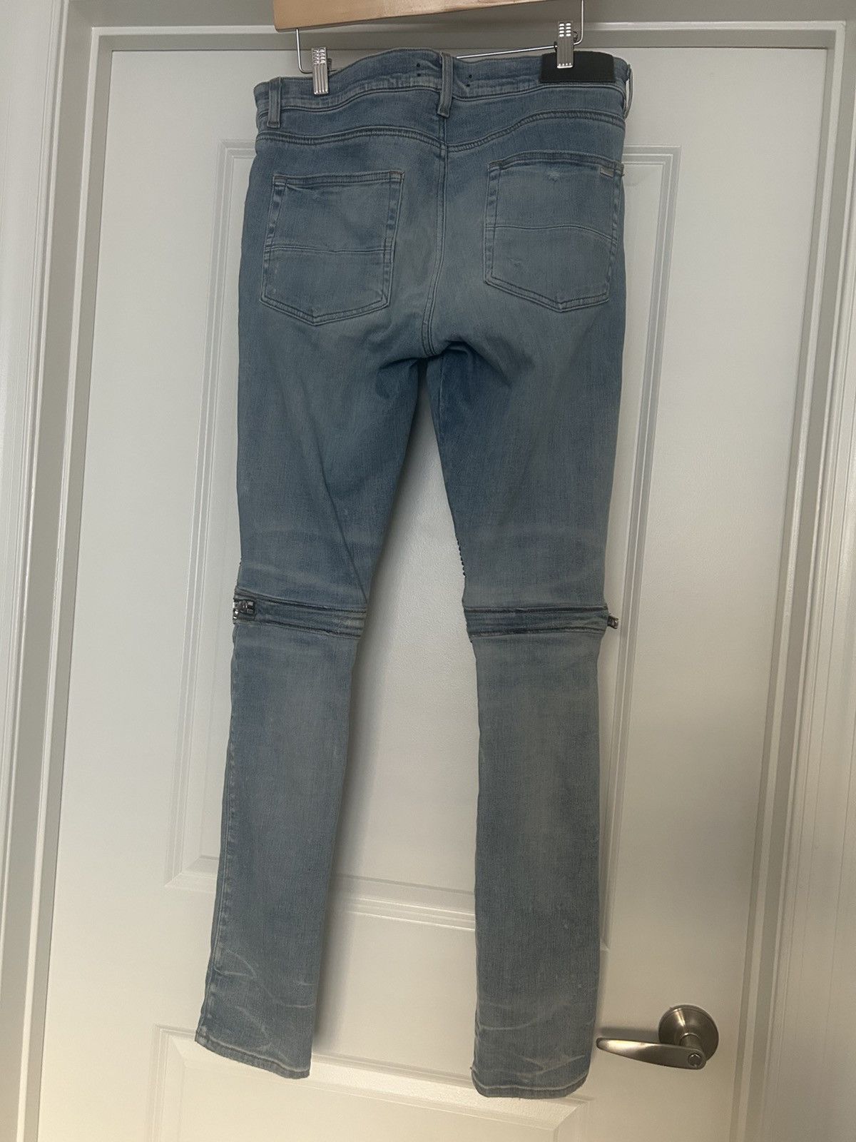 Amiri Amiri mx2 biker jeans light blue balck blue leather patch Size US 33 - 3 Thumbnail