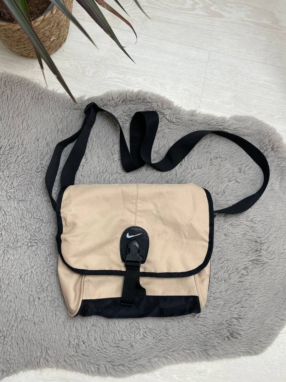 Nike Vintage Crossbody Bag Solo Swoosh Y2k