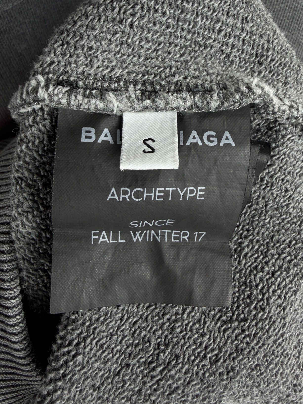 Balenciaga FW17 Balenciaga Paris Tourist Souvenir Hoodie Faded Gray Size US S / EU 44-46 / 1 - 10 Thumbnail