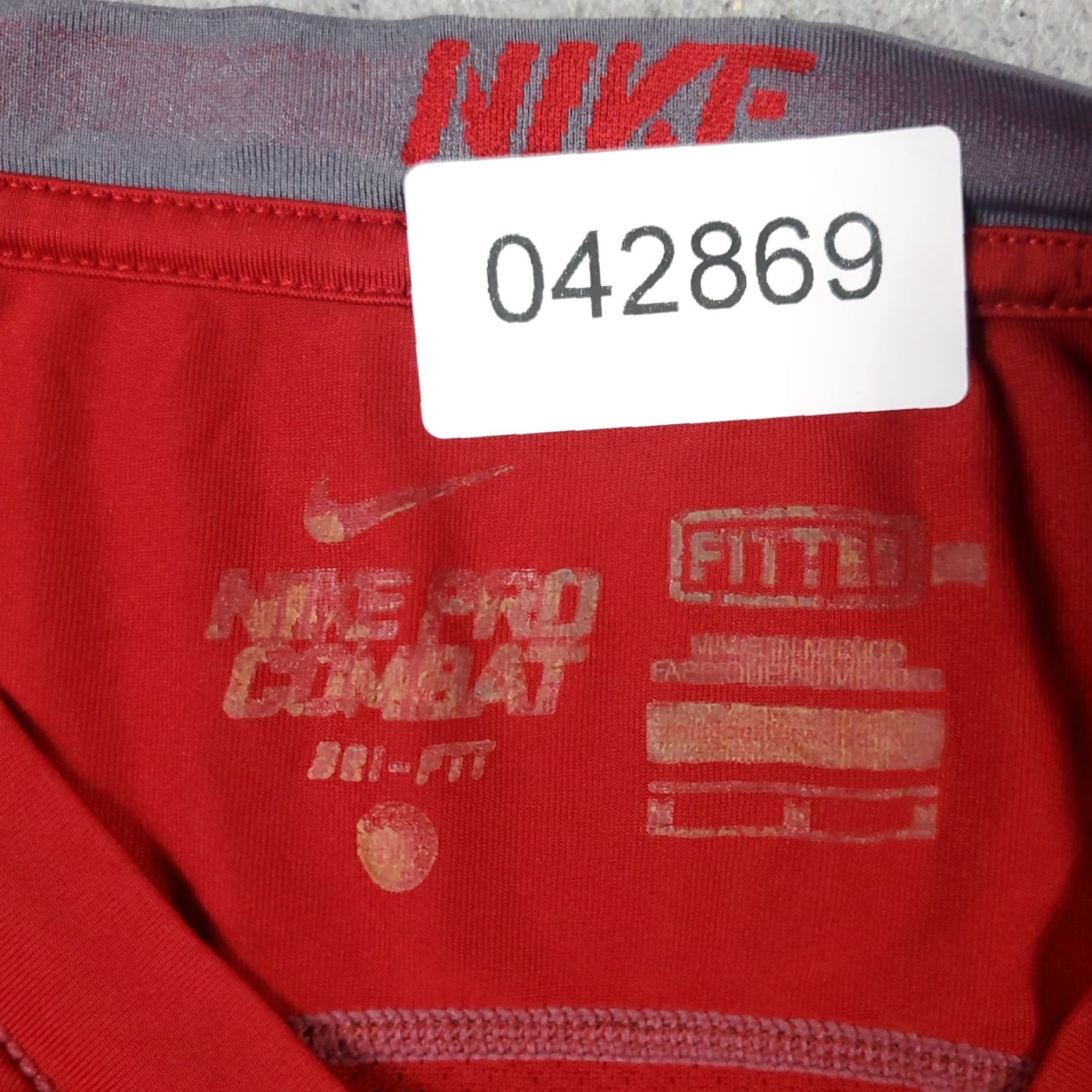 Nike Nike T Shirt Mens Size Medium Red Pro Combat Training Active Short Sleeve shirt Size US M / EU 48-50 / 2 - 7 Thumbnail