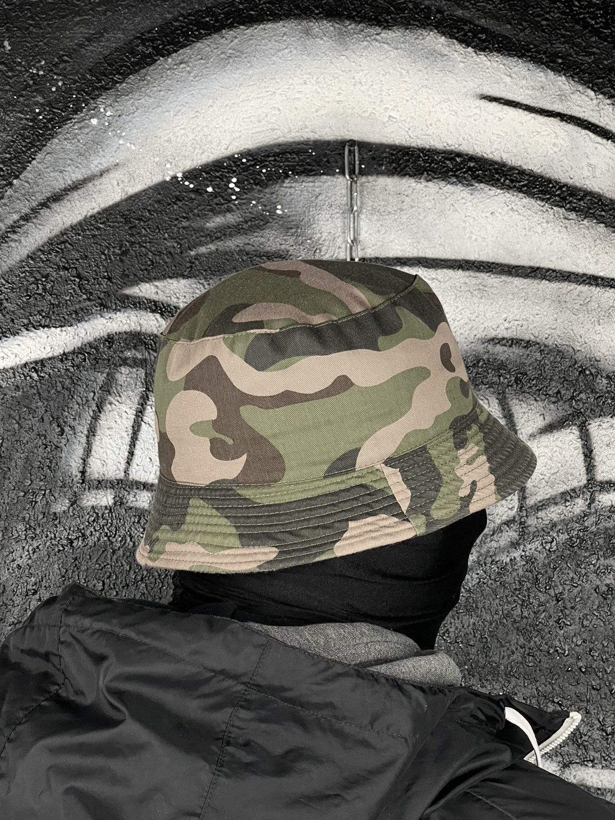 Vintage UCLA Vintage Camouflage Bucket Hat Size ONE SIZE - 9 Thumbnail