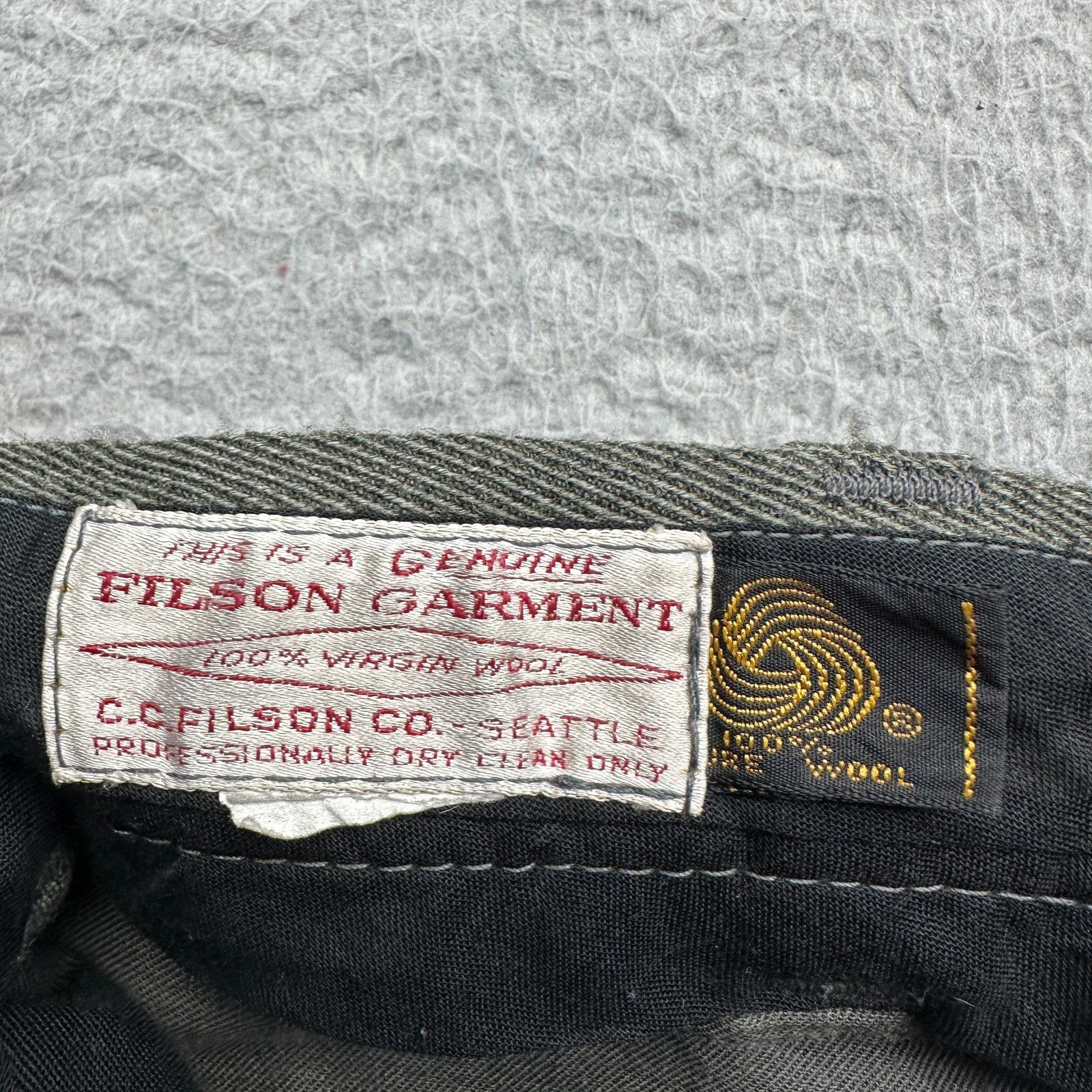 Filson VTG 70s CC Filson Wool Pants Mens 38x27 Gray Trousers HOLES Size US 38 / EU 54 - 3 Thumbnail