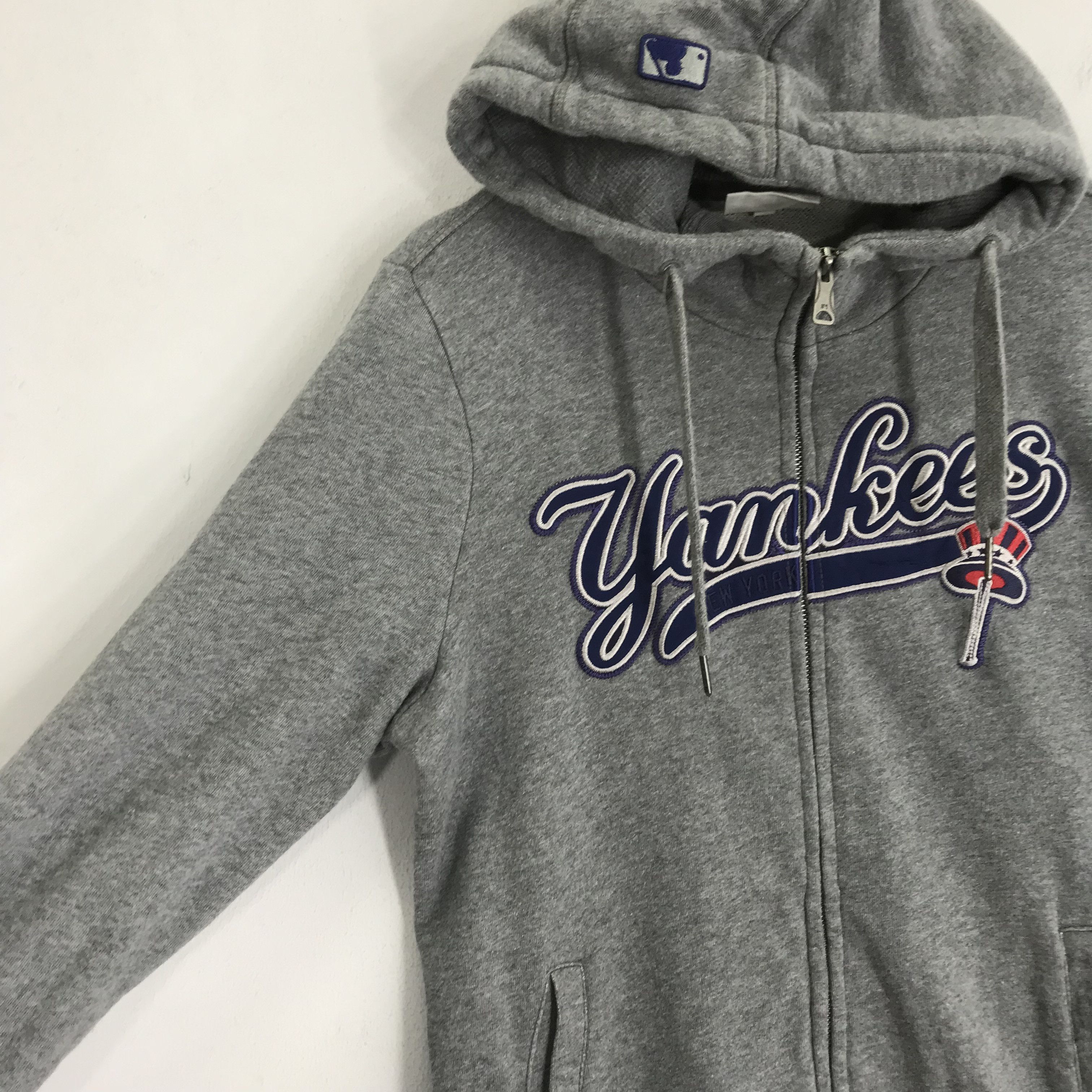 New Era Vintage New York Yankees Gray Sweater - 345 Size US M / EU 48-50 / 2 - 4 Thumbnail