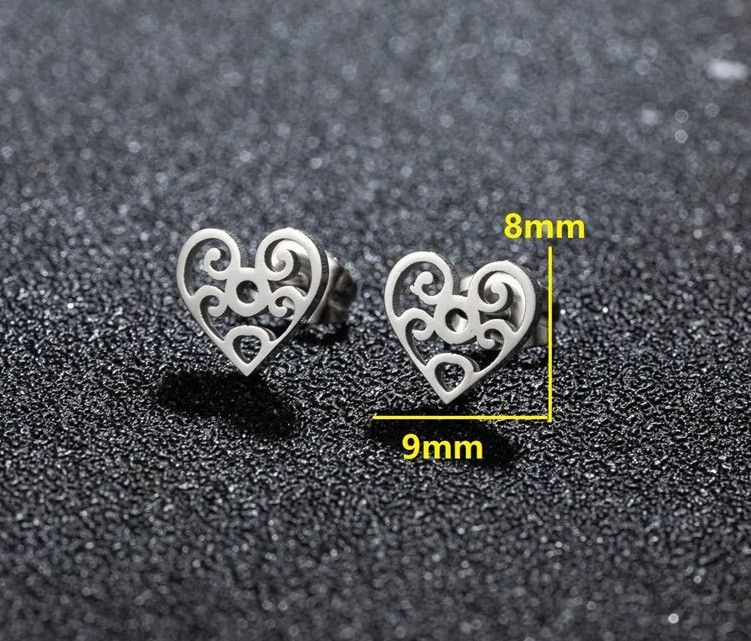 Jewelry Fashion Heart Mini Stud Earrings Charm Earring Gift Size ONE SIZE - 2 Thumbnail