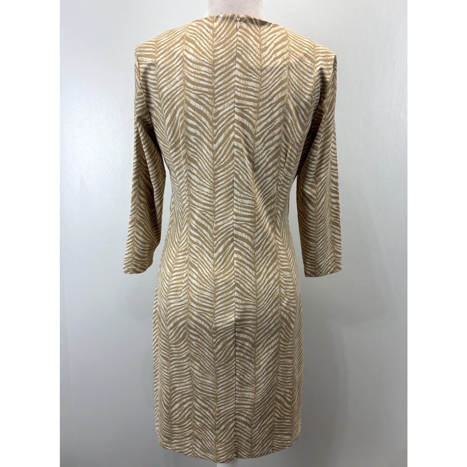 J.McLaughlin J. McLaughlin Sophia Catalina Cloth Dress Zebra Animal Print 3/4 Sleeve Sz M Knee Length Multicolor Sheath Womens Size M / US 6-8 / IT 42-44 - 3 Thumbnail