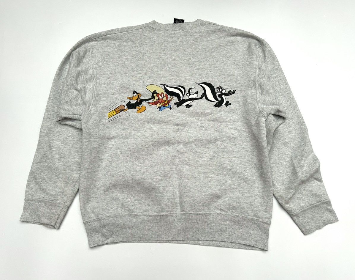 Vintage Vintage 1996 Looney Tunes Sweatshirt Size L Made In USA Size US L / EU 52-54 / 3 - 2 Thumbnail