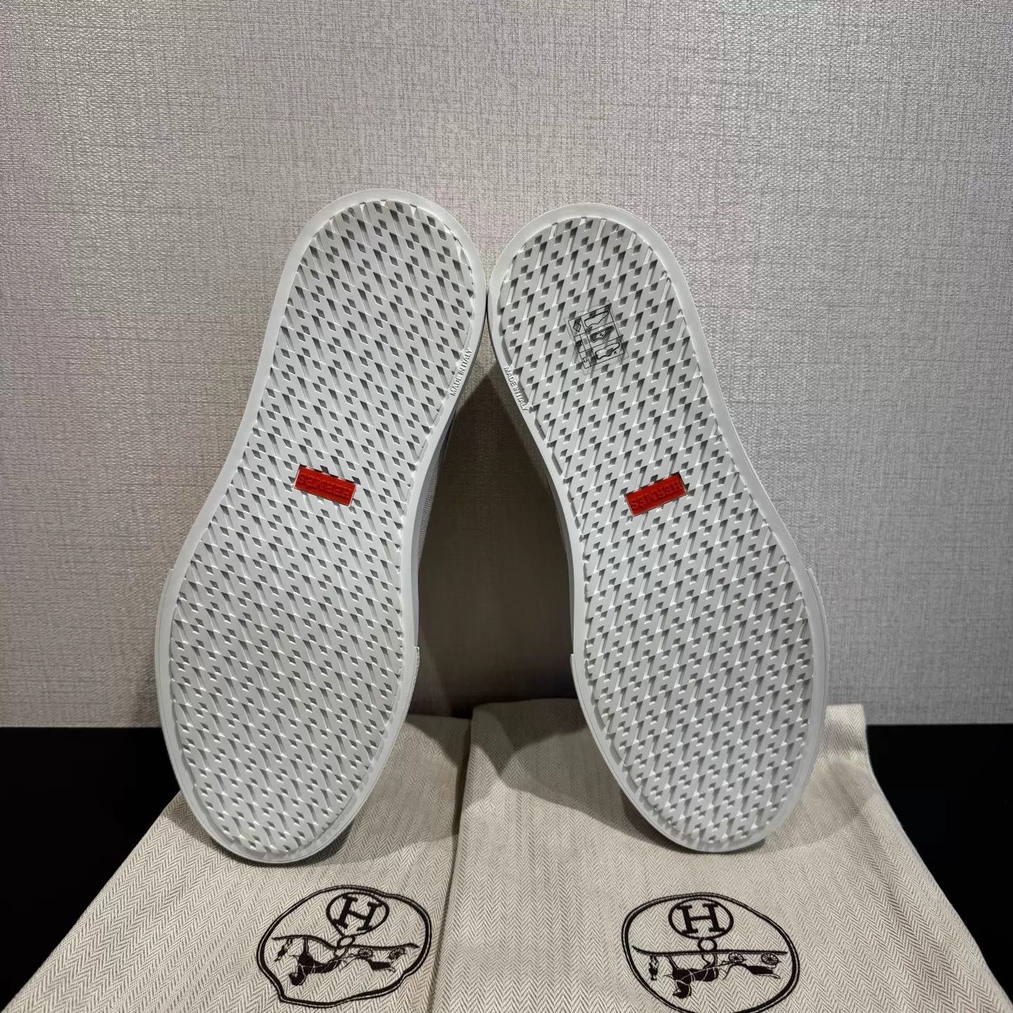 Hermes Hermès Brown Canvas White Color-Blocked Sneaker 42.5 Size US 9.5 / EU 42-43 - 7 Thumbnail