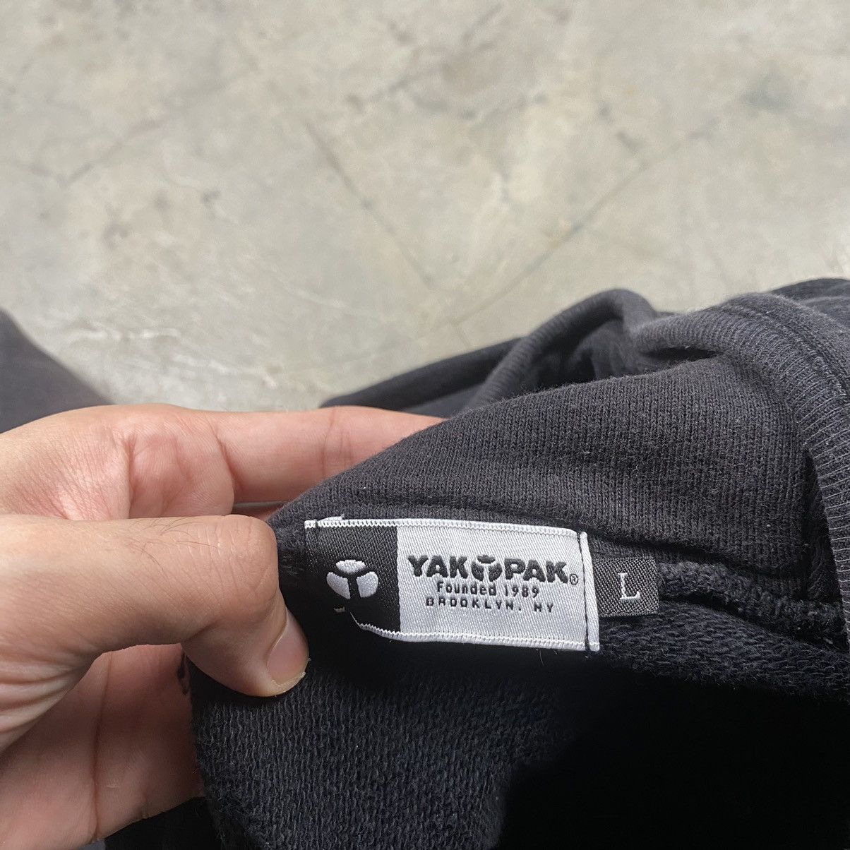Japanese Brand × Vintage y2k YakPak Brooklyn Zip Up Size US M / EU 48-50 / 2 - 7 Thumbnail