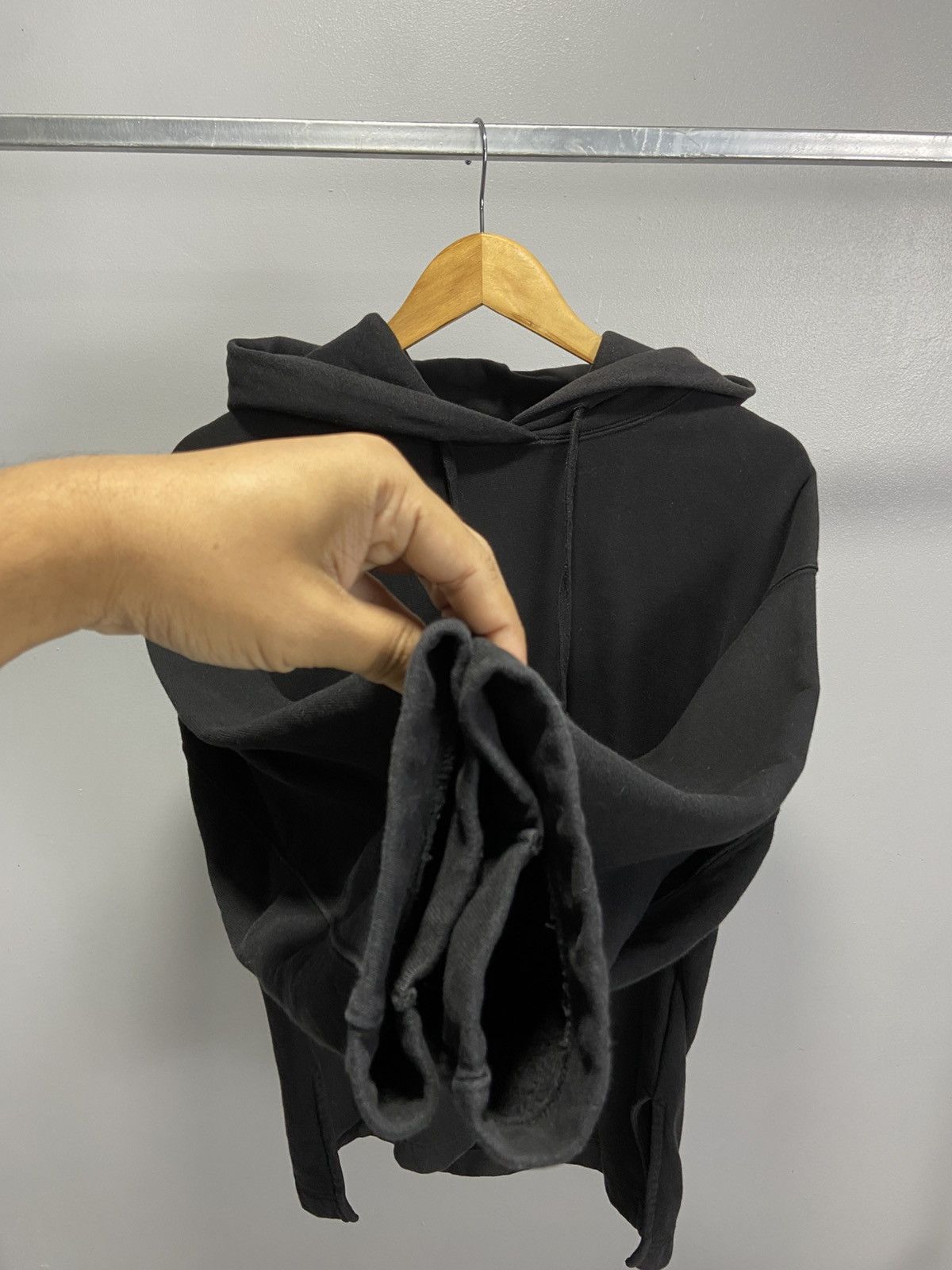 Japanese Brand Uniqlo U black hoodie Size US M / EU 48-50 / 2 - 3 Thumbnail
