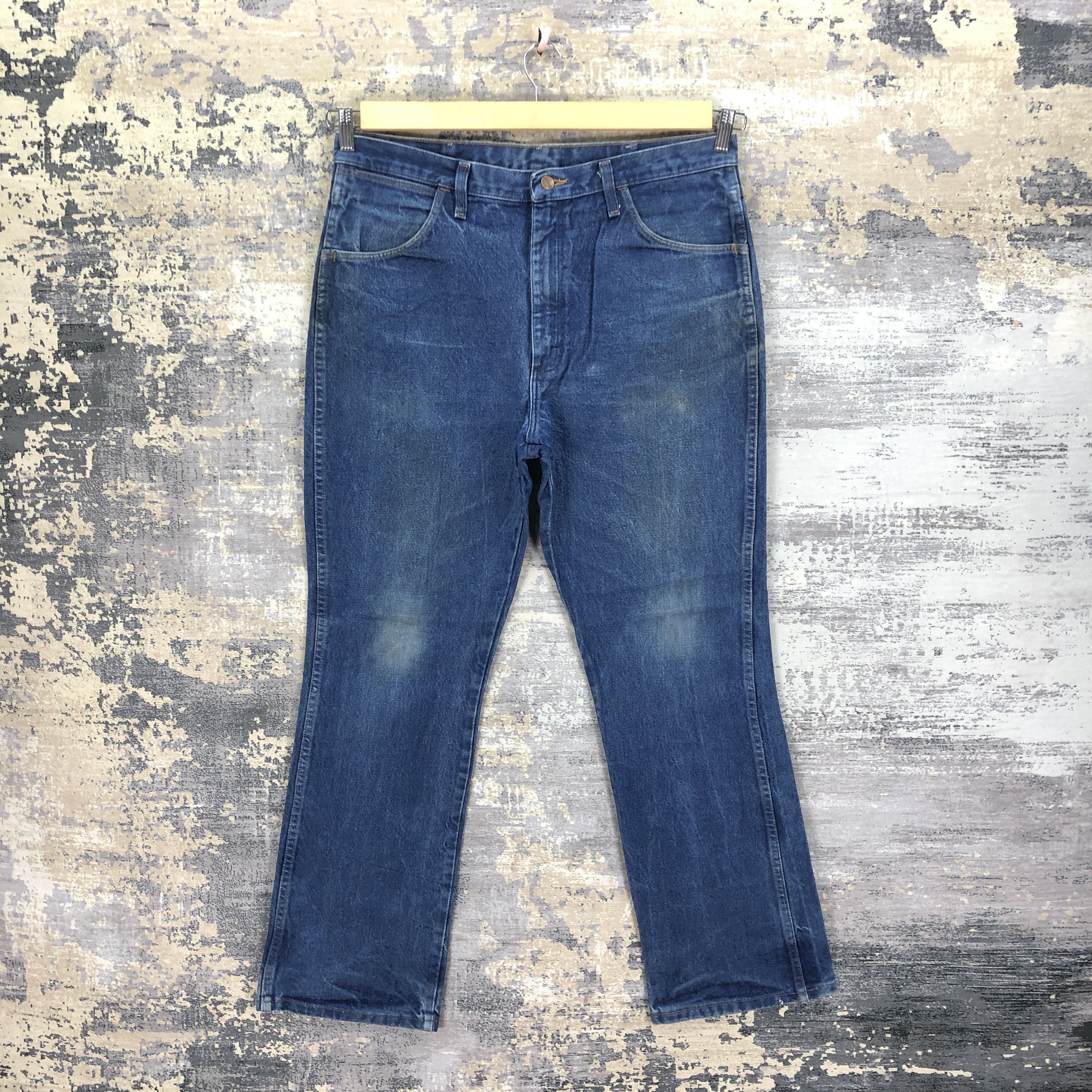 Wrangler Vintage 70s Wrangler Flare Light Wash Distressed Jeans Size US 36 / EU 52 - 1 Thumbnail