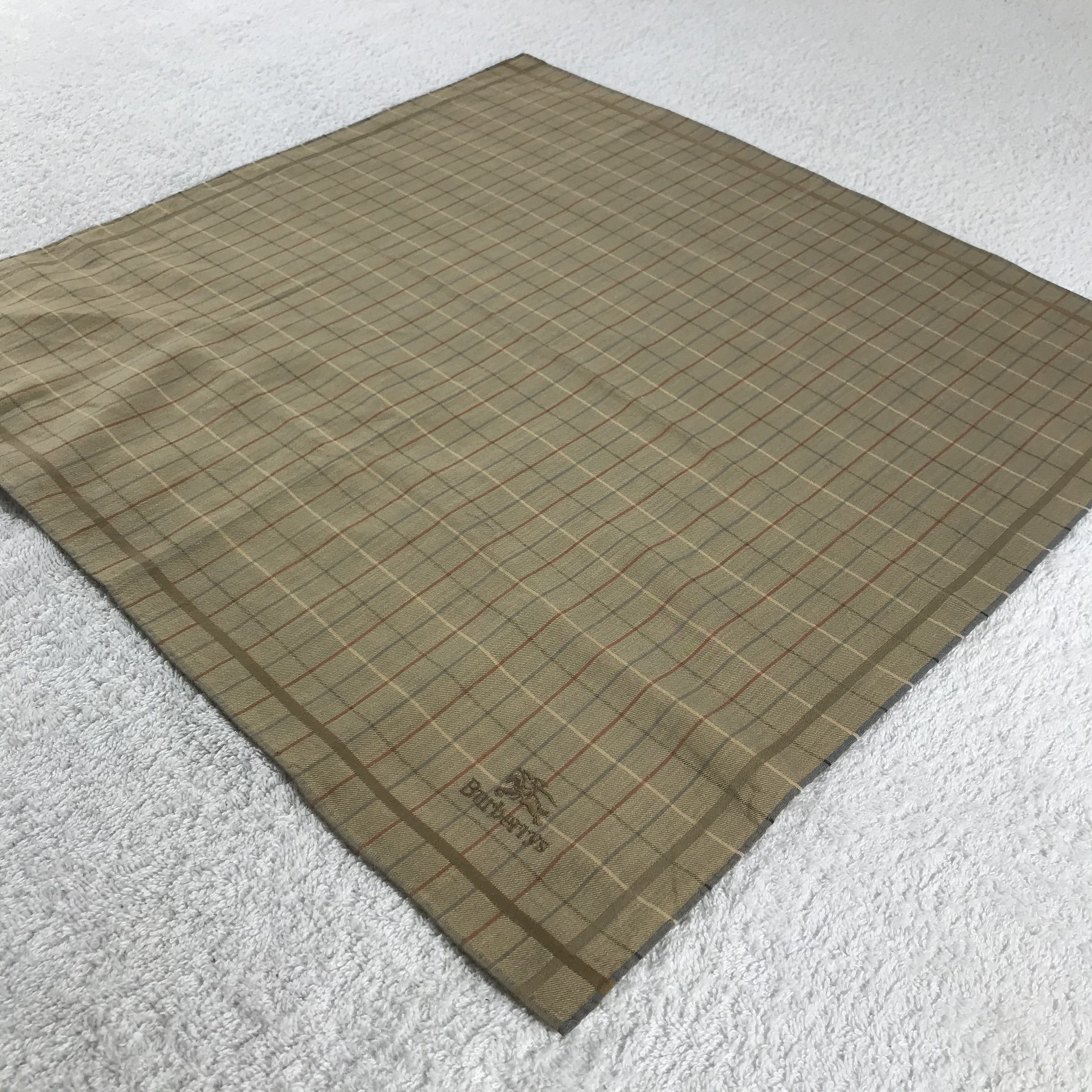 Burberry × Vintage Burberry Bandana / Handkerchief / Neckerchief - S324 Size ONE SIZE - 2 Thumbnail