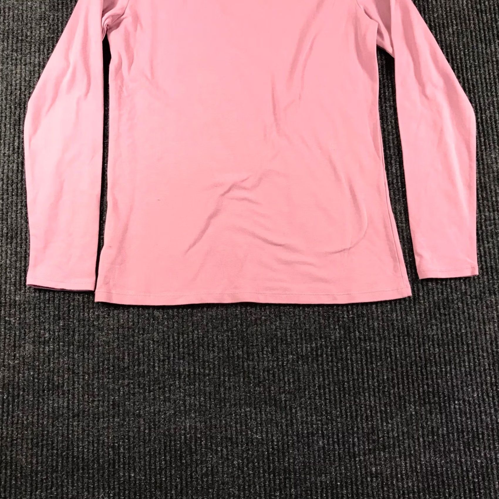Calvin Klein Calvin Klein Performance Womens V-Neck Long Sleeve Tee Pink PFRT2347 S Size S / US 4 / IT 40 - 6 Thumbnail