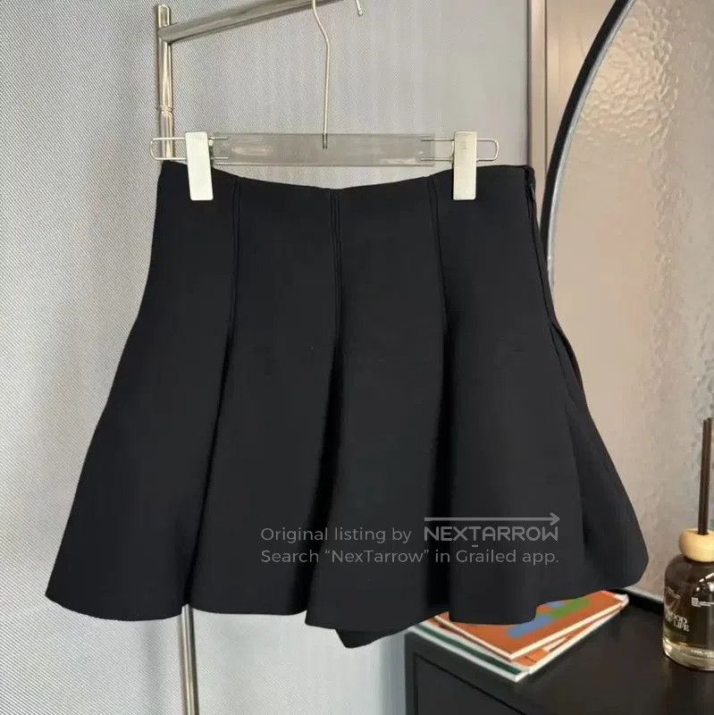 Dior Dior Black Silk Pleated Skirt . Size 35" - 1 Thumbnail
