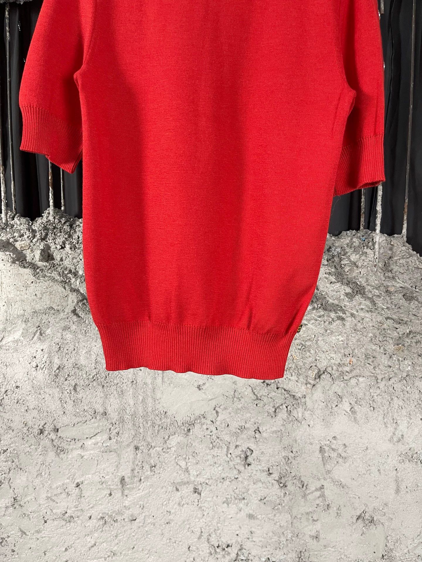 Louis Vuitton Louis Vuitton wool short sleeve tee size S new Size S / US 4 / IT 40 - 4 Thumbnail