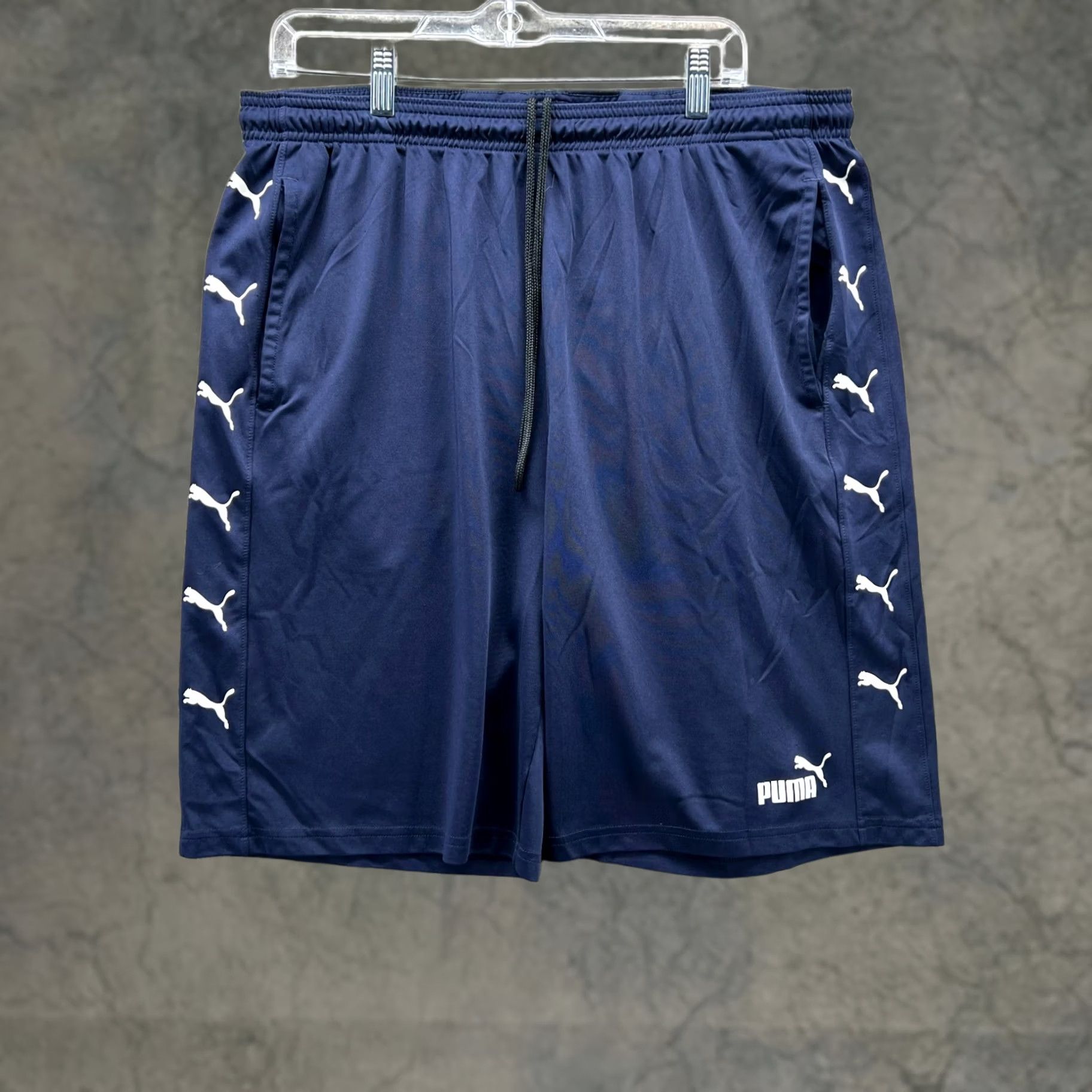 Puma PUMA Shorts Mens XL Blue Athletic Basketball Elastic Waist All over Logo Vtg Size US 36 / EU 52 - 1 Thumbnail
