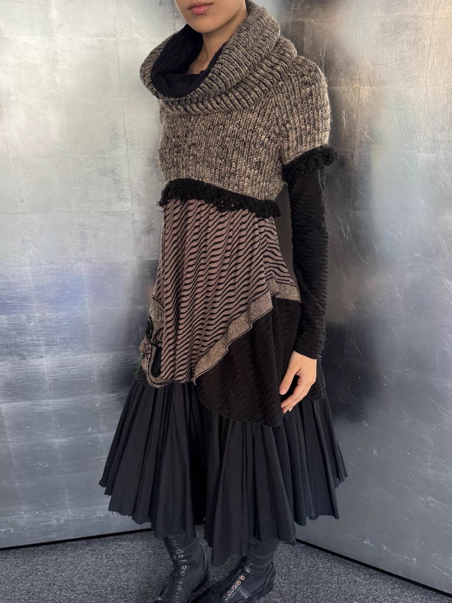 Other French Brand 50% Wool Blend Detachable Scarf Elastic Waist Dress Size 25" / US 0 / IT 36 - 5 Thumbnail