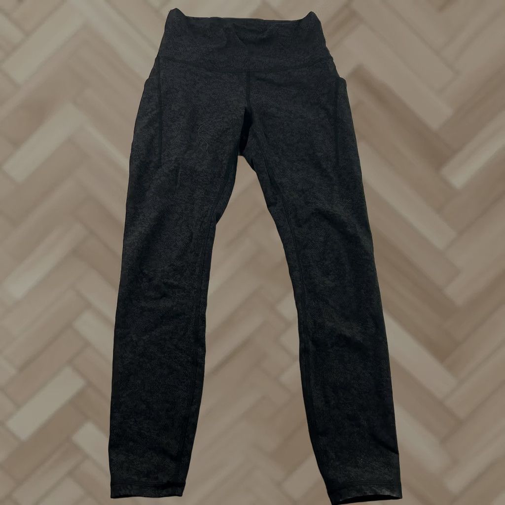 Lululemon Lululemon Black 5 Pocket Tight Leggings Women's 6 Athletic Knit Nylon Inseam 25 in Pockets Rise High-Rise Fast Free? Size 28" / US 6 / IT 42 - 1 Thumbnail