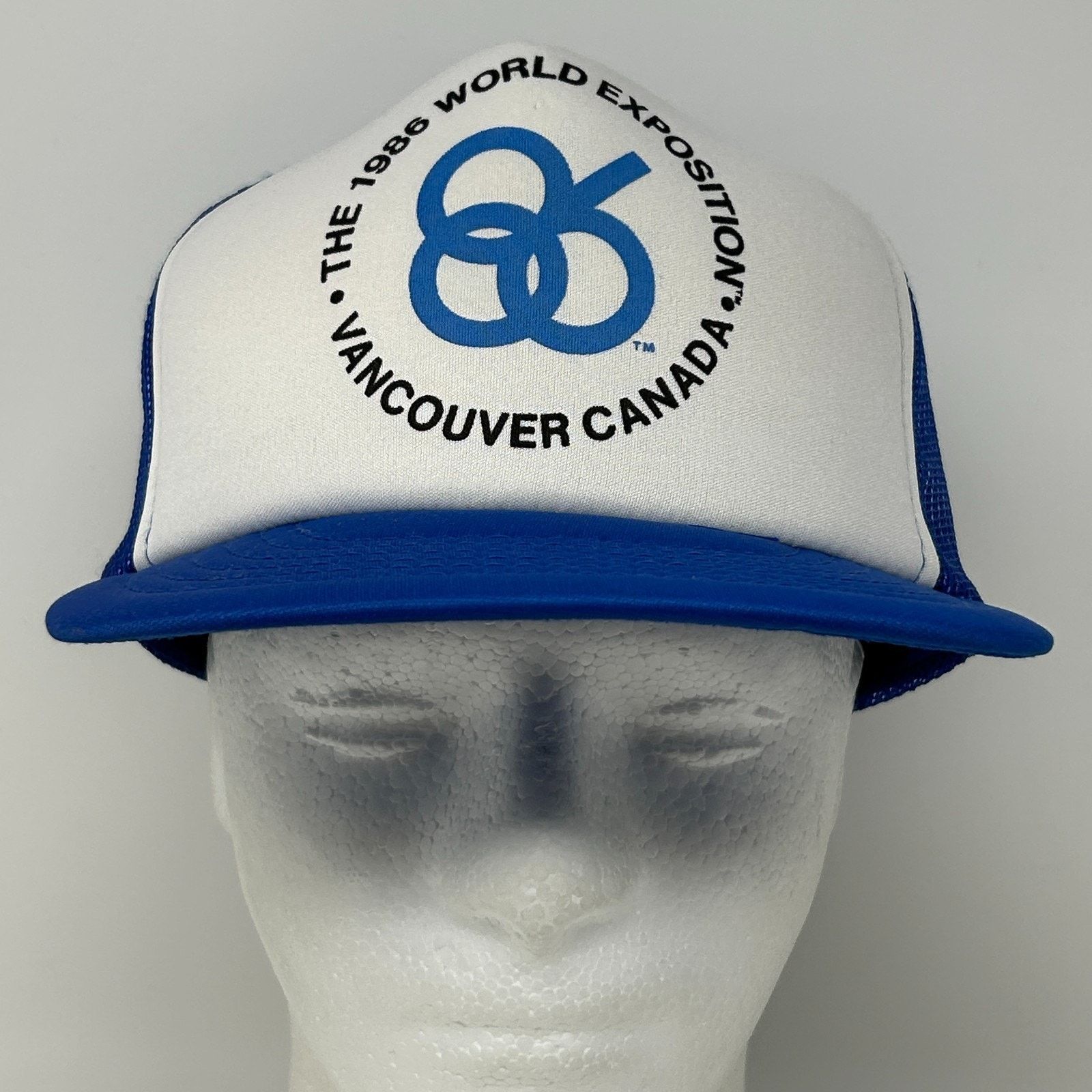 Vintage Vintage 1986 World Exposition Trucker Hat Baseball Cap Blue Size ONE SIZE - 2 Thumbnail