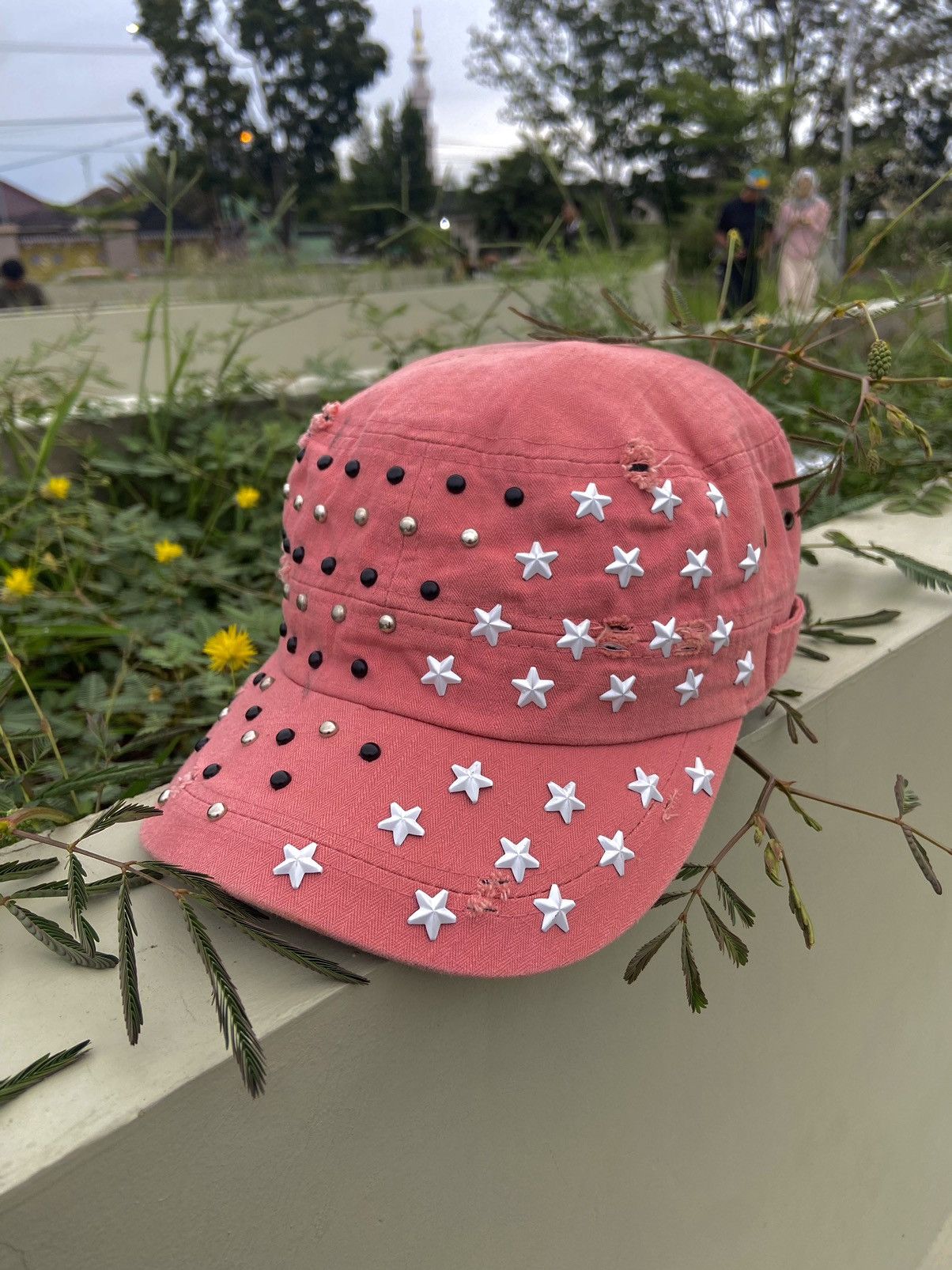Hysteric Glamour 2000s Y2K studded star L.G.B style patrol hat Size ONE SIZE - 2 Thumbnail