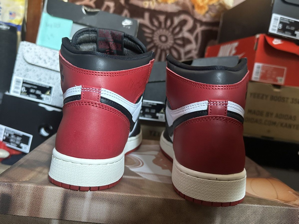 Nike Air Jordan 1 Retro High OG GS ‘Black Toe Reimagined’ Size US 6.5 / EU 39-40 - 4 Thumbnail
