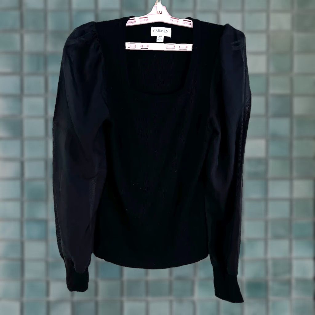 Vintage Carmen Shirt? (Original title says Sweater) Size M / US 6-8 / IT 42-44 - 1 Thumbnail