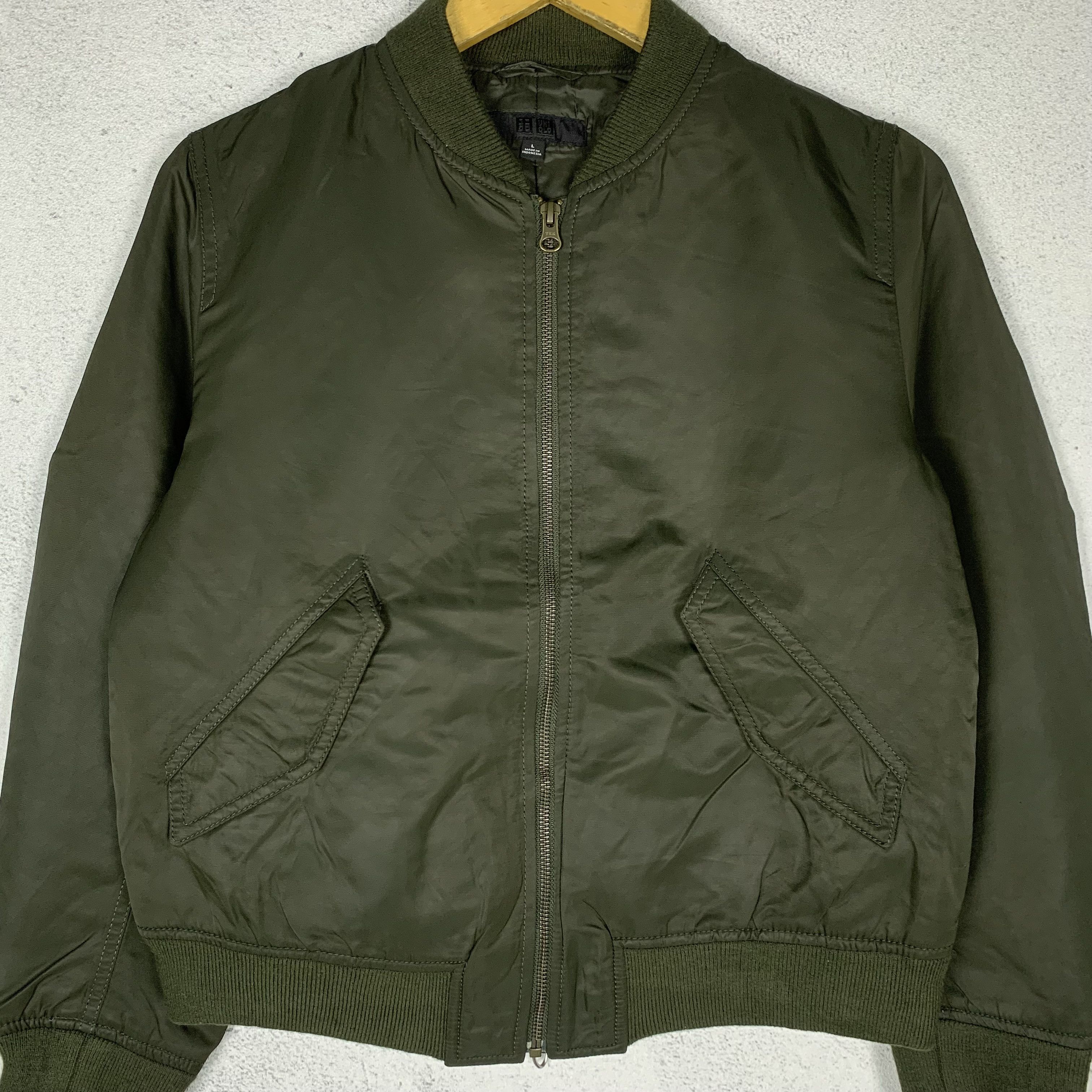 Japanese Brand Uniqlo CWU Bomber Flight Jacket Size L / US 10 / IT 46 - 2 Thumbnail