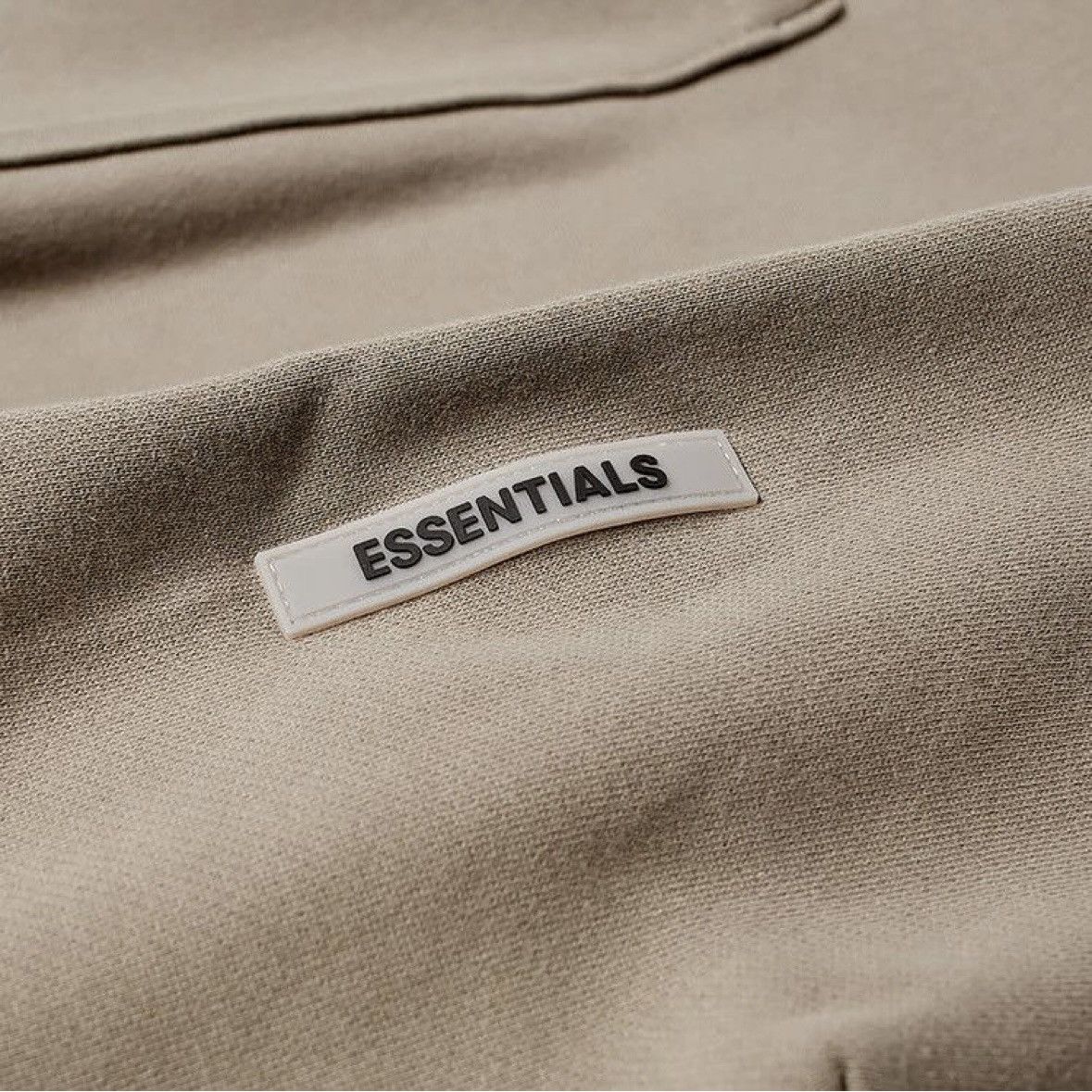 Fear of God FEAR OF GOD ESSENTIALS HOODIE CEMENT Size US L / EU 52-54 / 3 - 2 Thumbnail