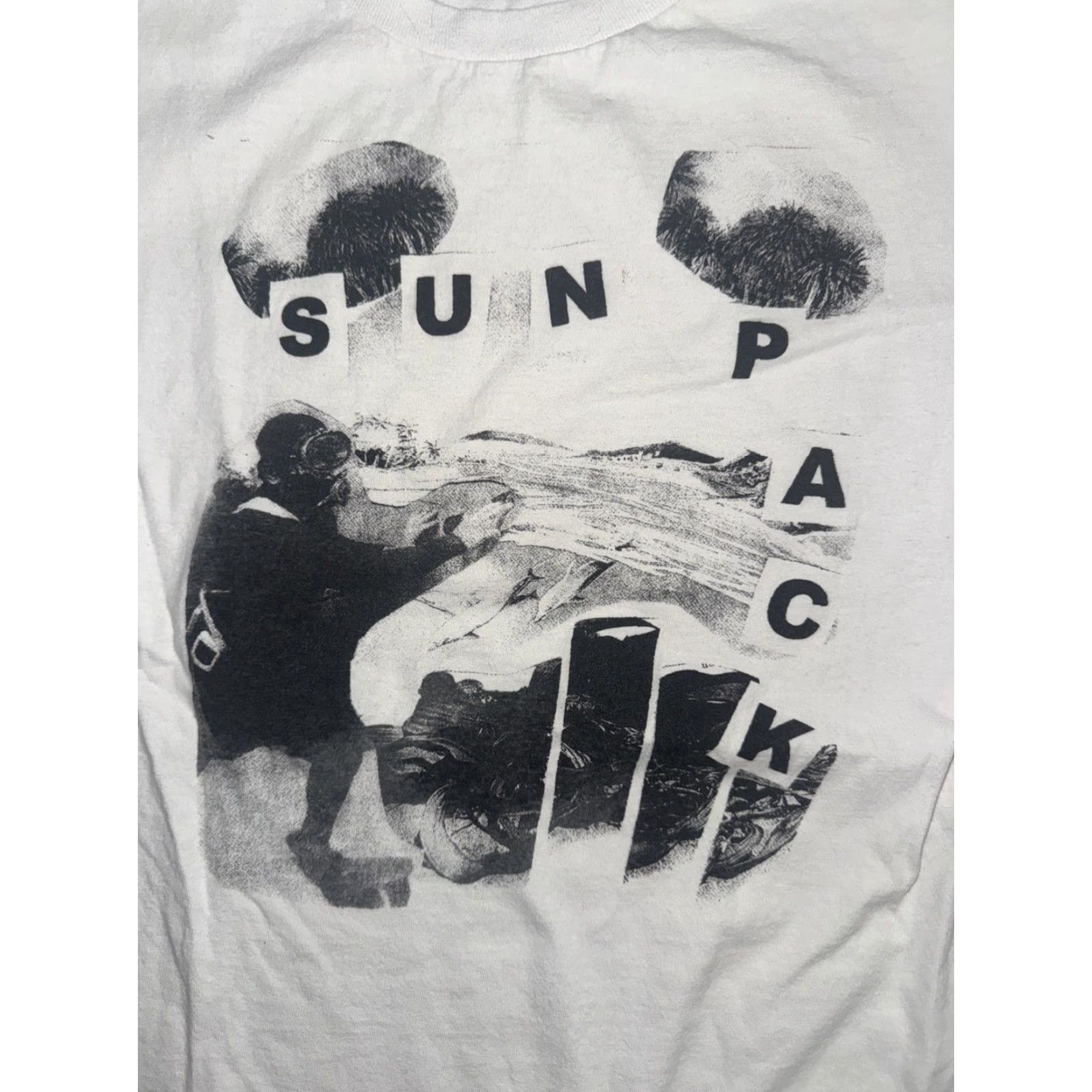 Vintage Sun Pack Abstract Graphic T-Shirt White Small Mens 17x26 Art Tee 90s? Size US S / EU 44-46 / 1 - 2 Thumbnail